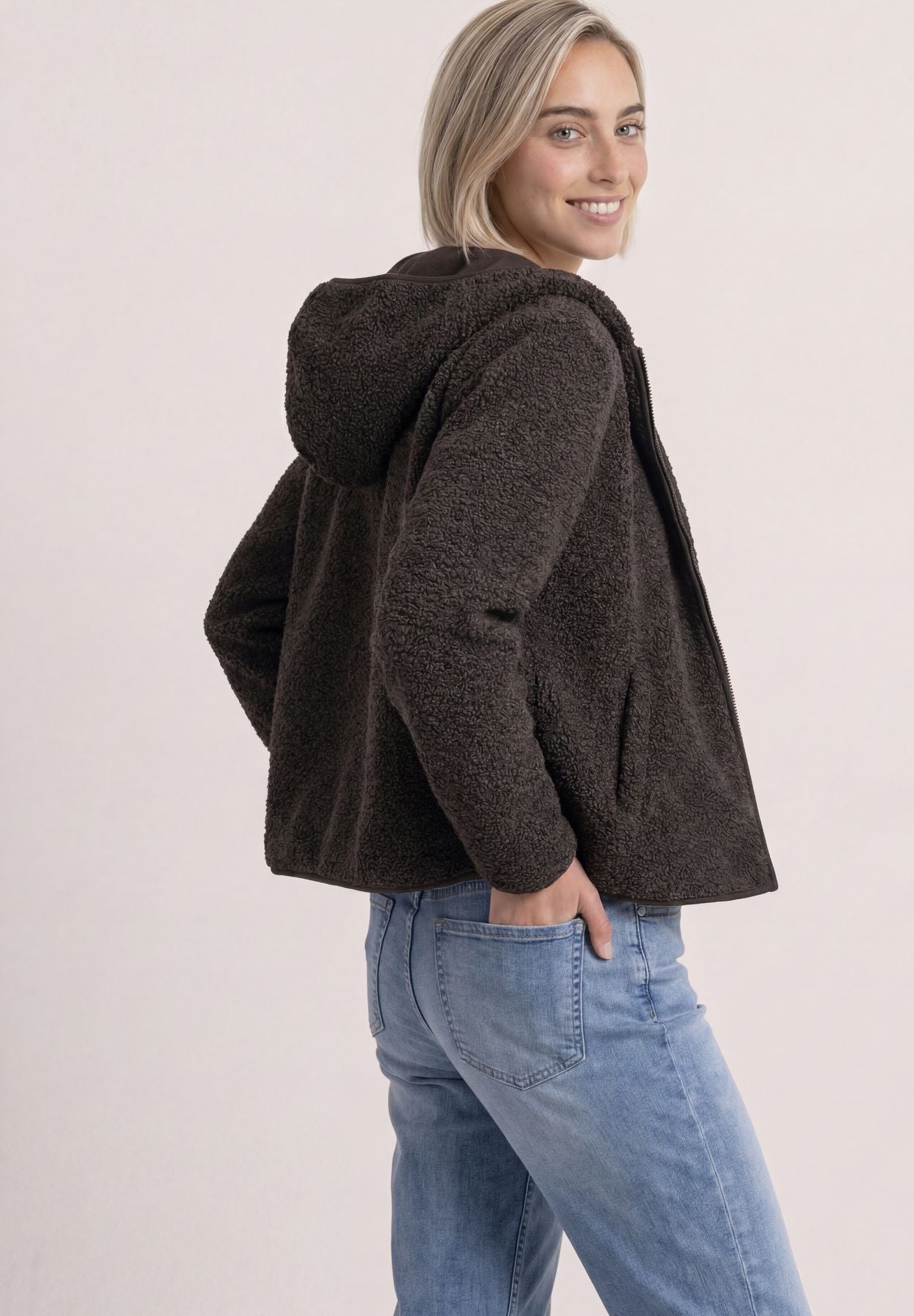 Teddy-Jacke mit Kapuze und Taschen