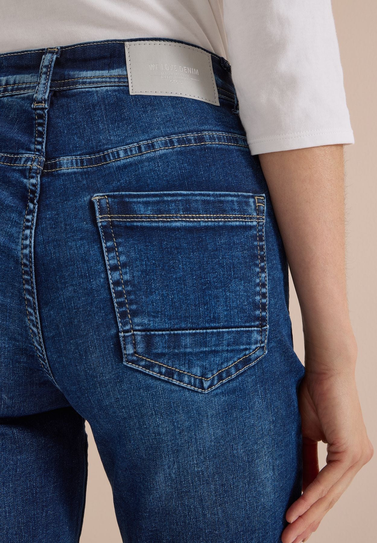High Waist Slim Leg Jeans im Slim Fit