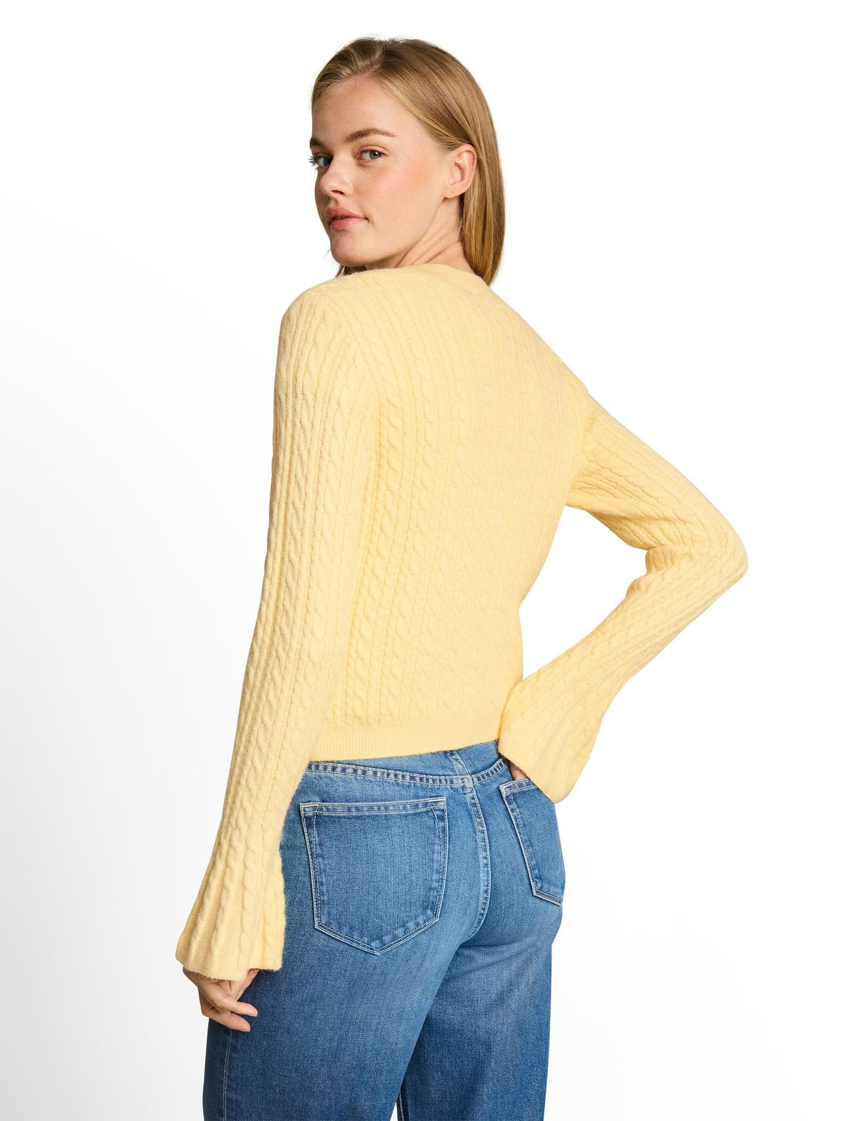 Strickpullover mit Zopfmuster