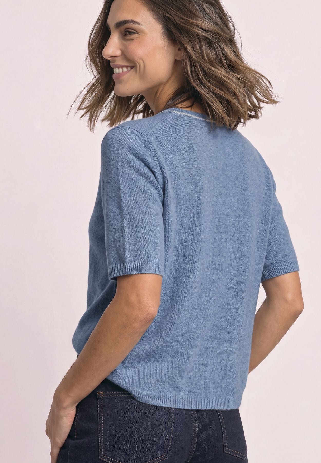 Kurzarm Pullover mit Kontrastdetail