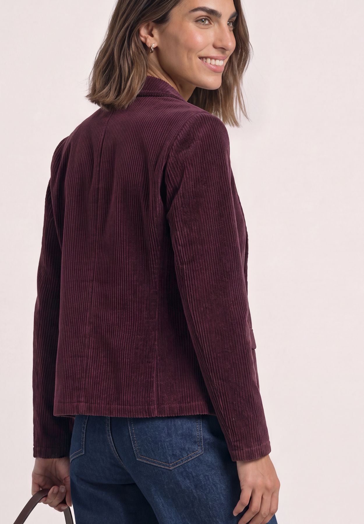 Blazer aus Cord mit Reverskragen und Knöpfen