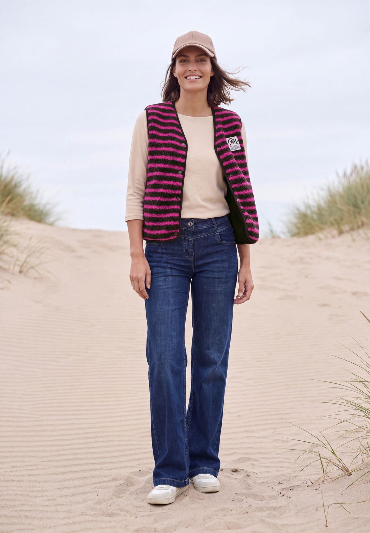 Teddy-Weste mit V-Neck und Streifen