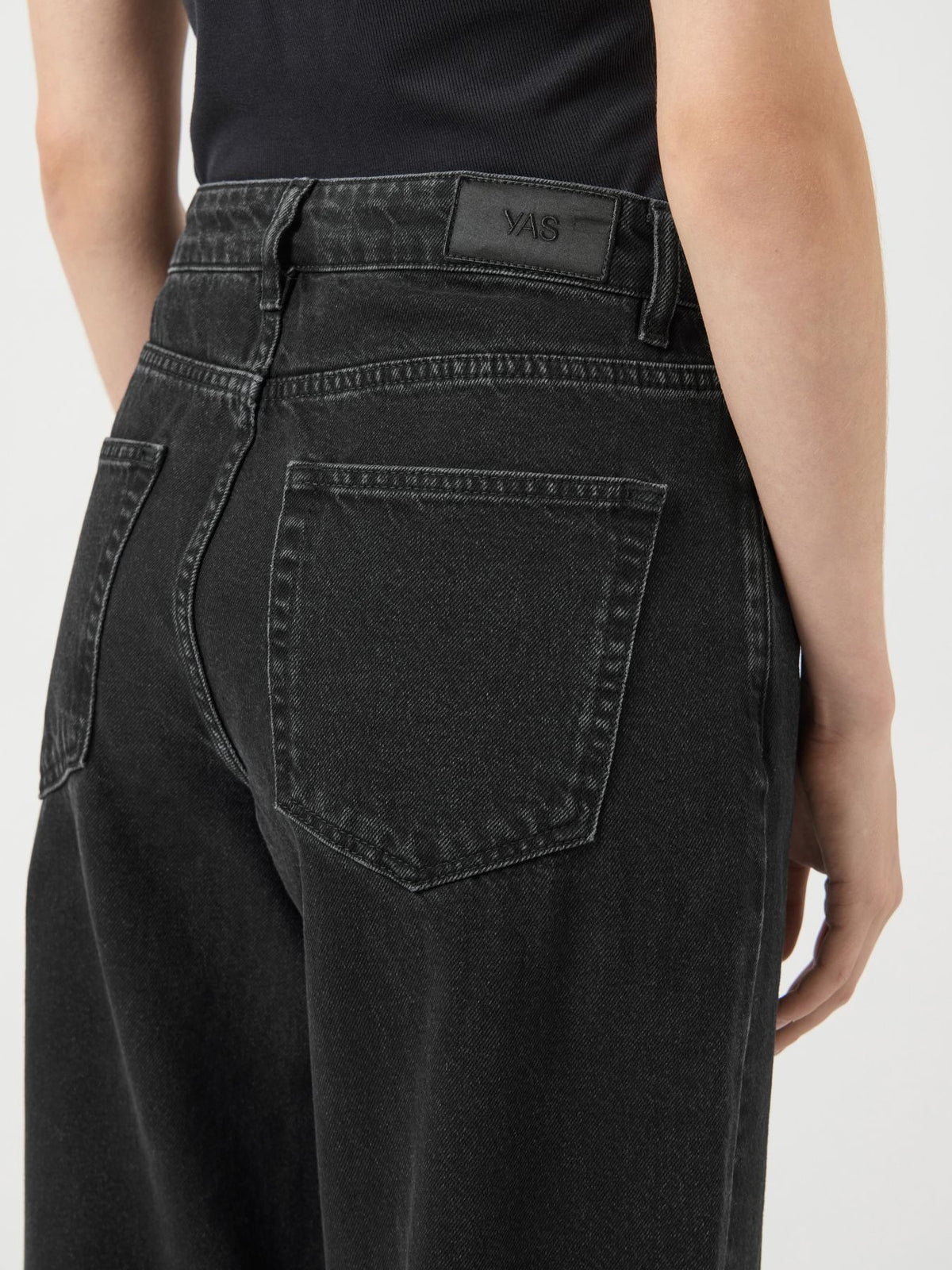 YASLISA MW BARREL ANKLE JEANS - EX