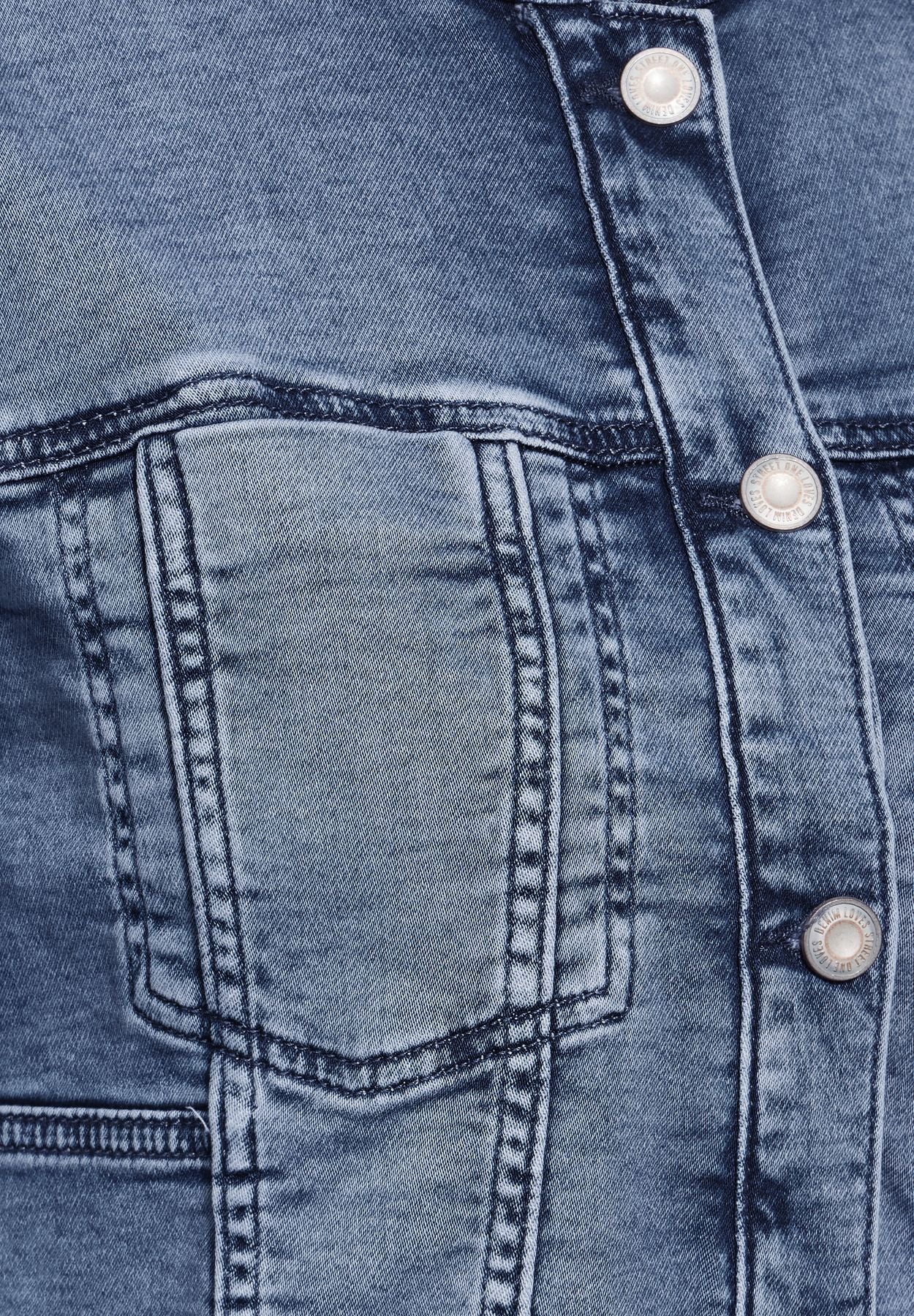 Kurze Jeansjacke