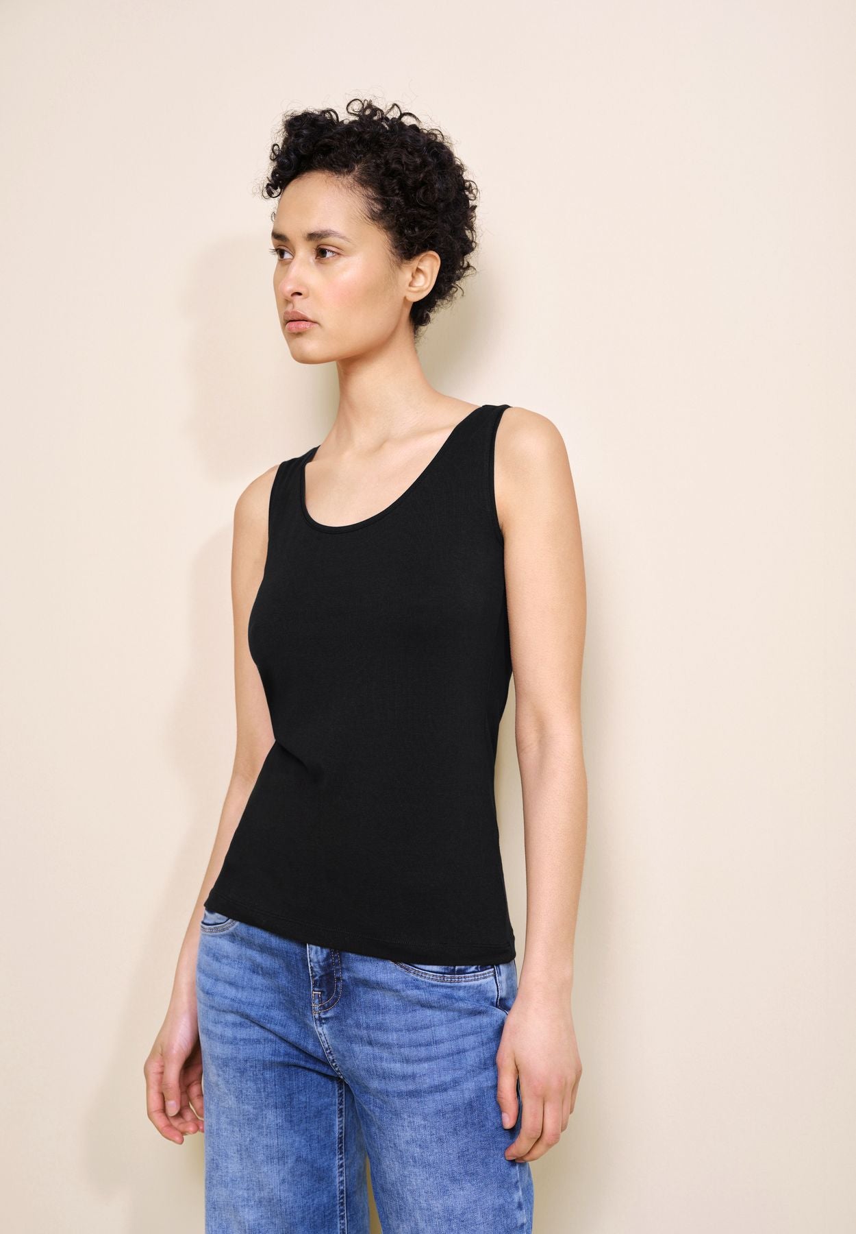 Basic Top in Unifarbe