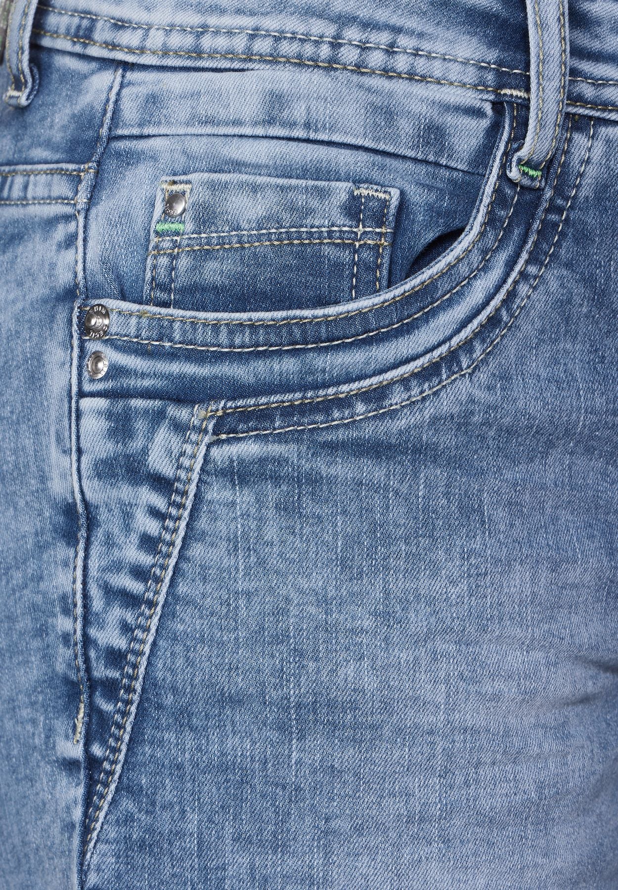 Casual Fit used Jeans