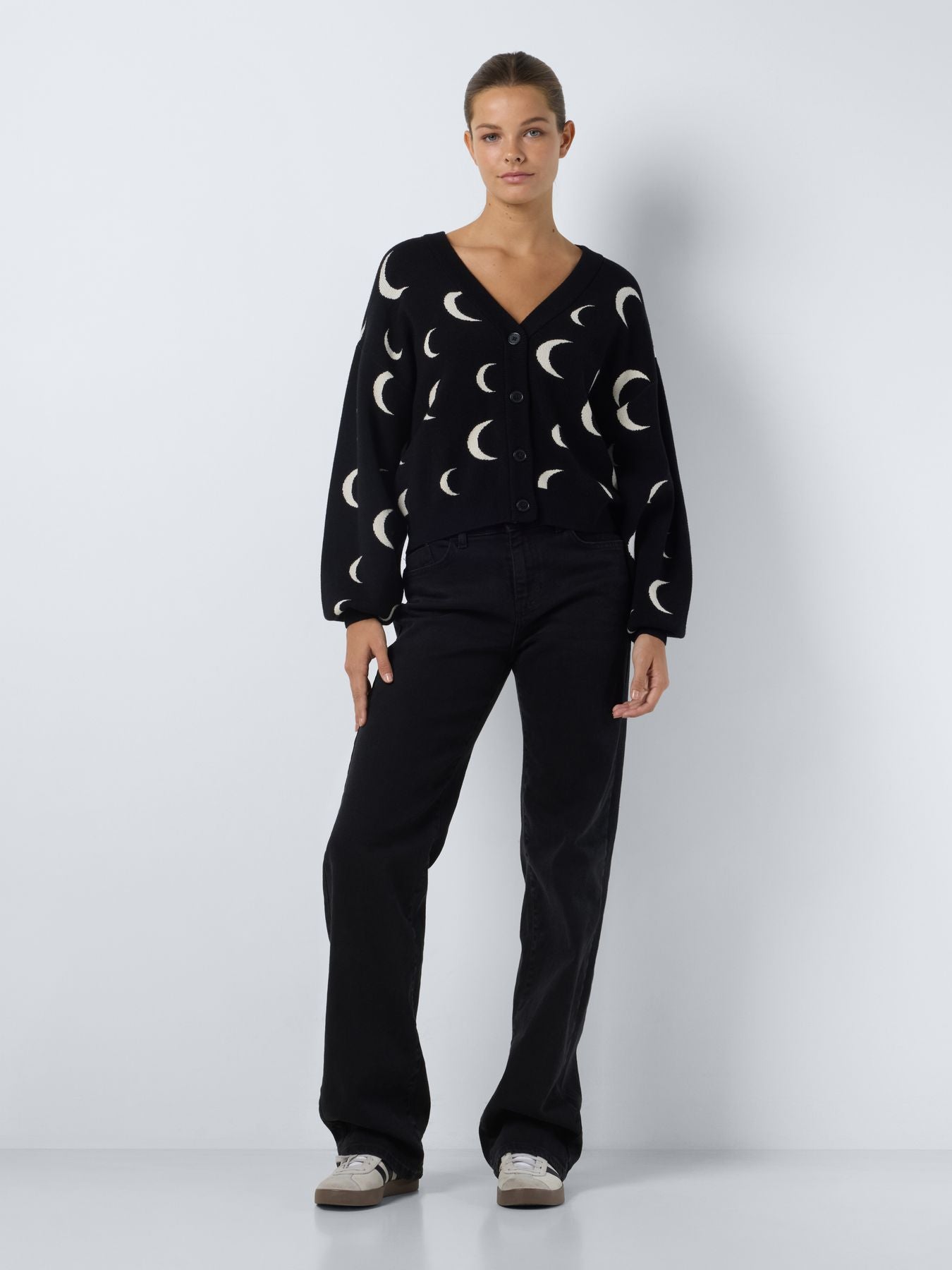 NMCHARLOTT L/S V-NECK KNIT CARDIGAN FWD