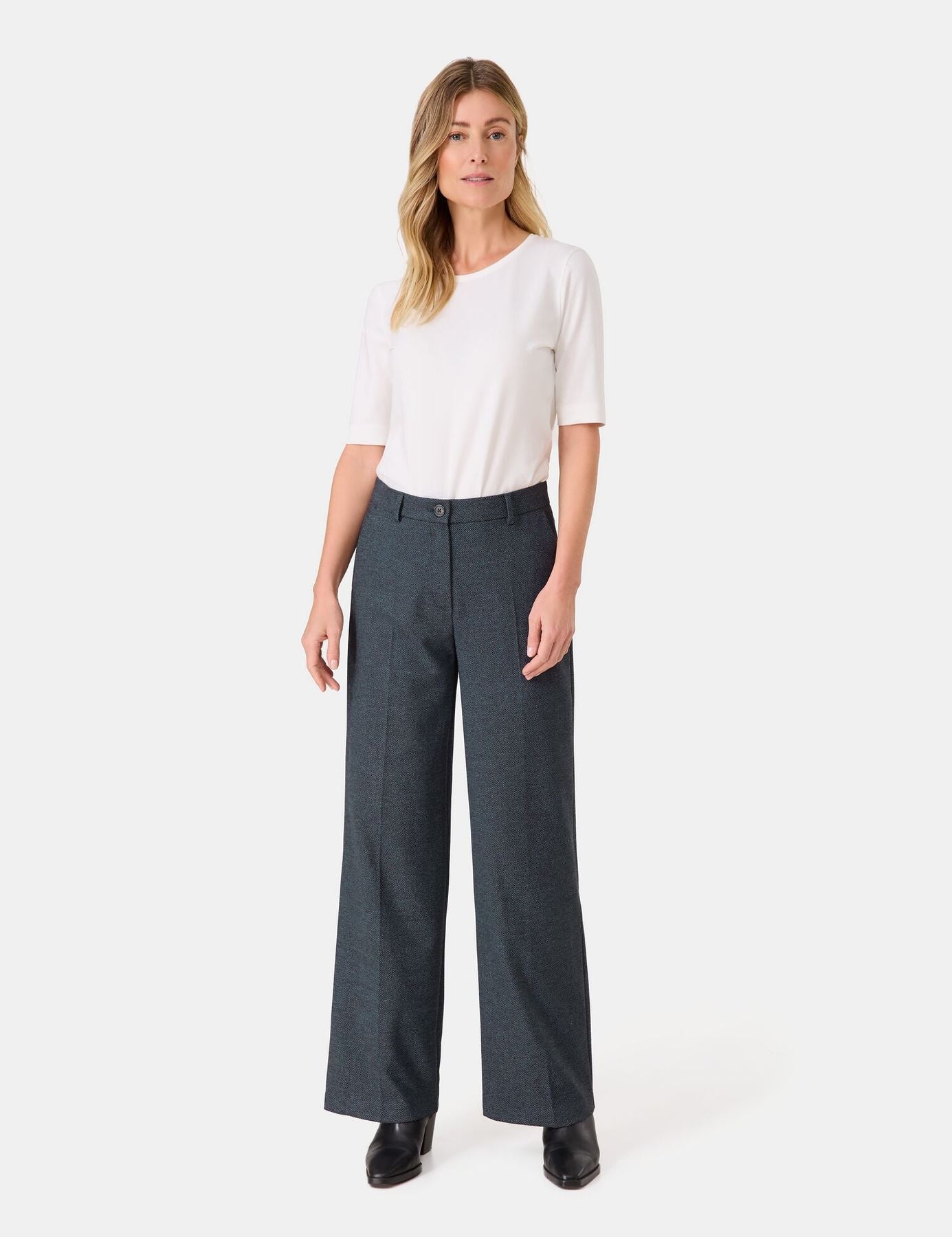 Weite Hose aus Tweed