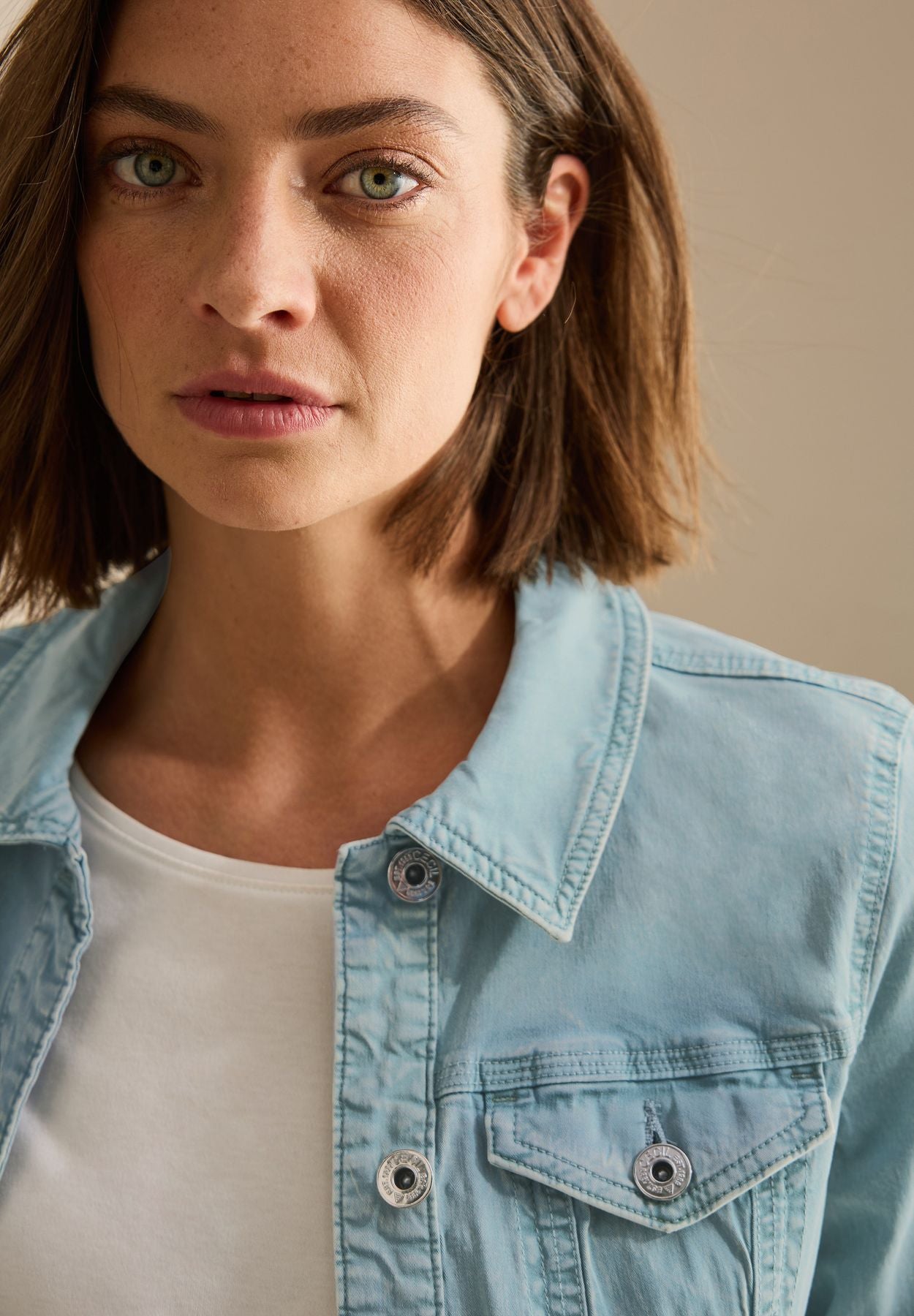 Leichte Jeansjacke