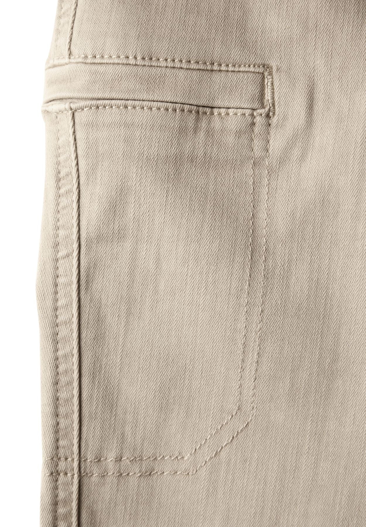 Jeans im Cargo-Look