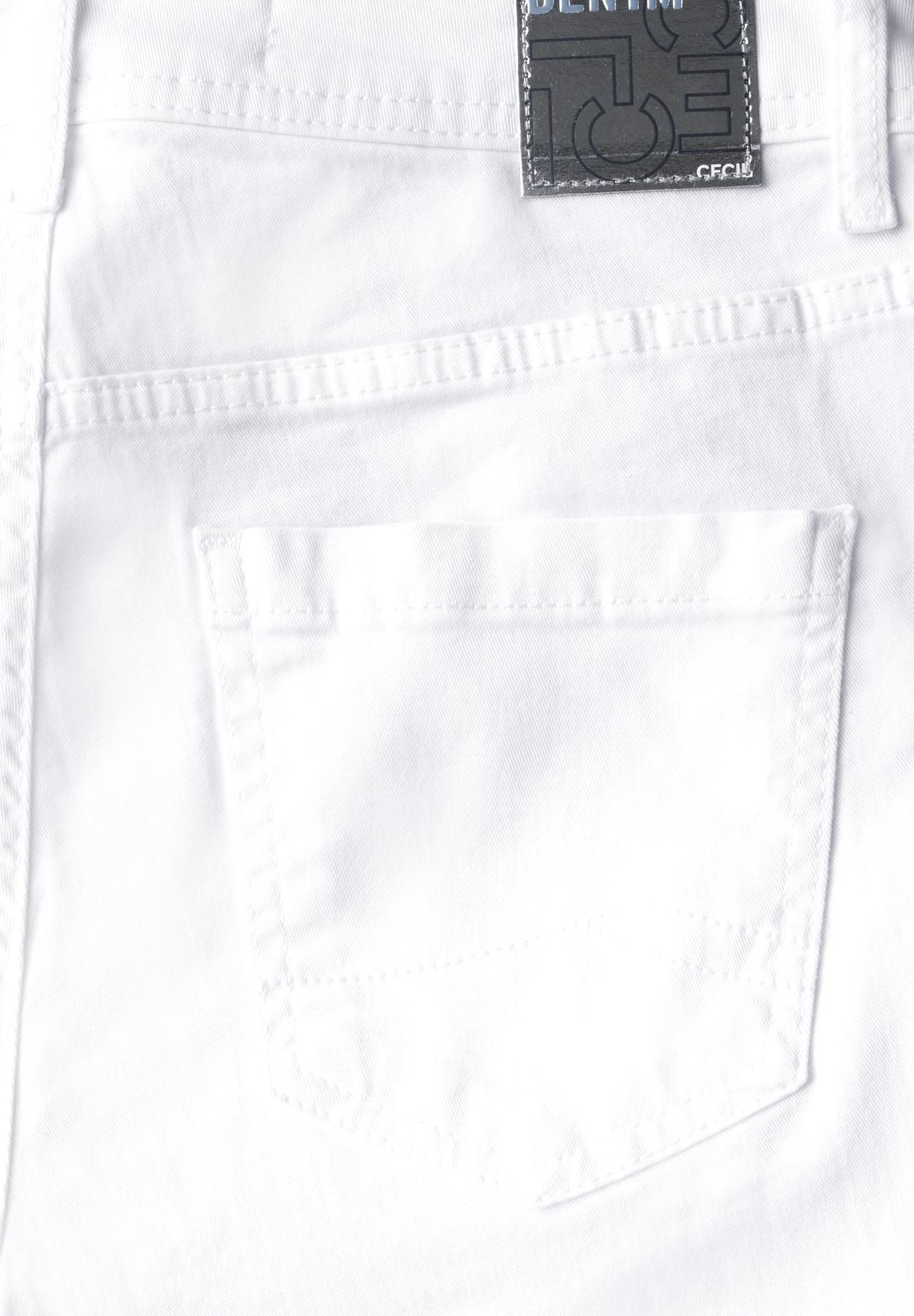 Capri Jeans