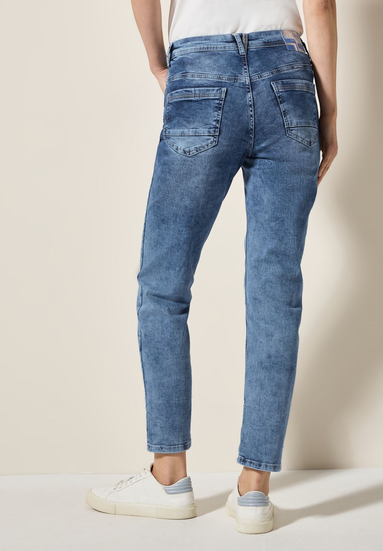 Jeans mit Turn-Up Detail