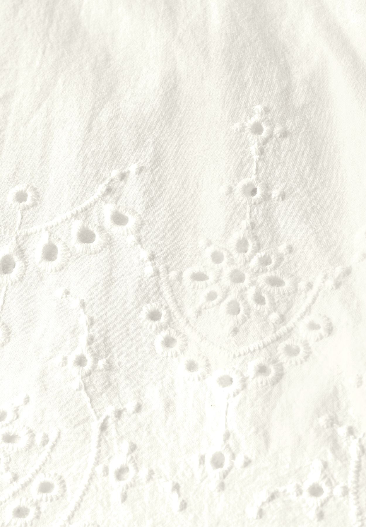 Hemdbluse mit Stickerei