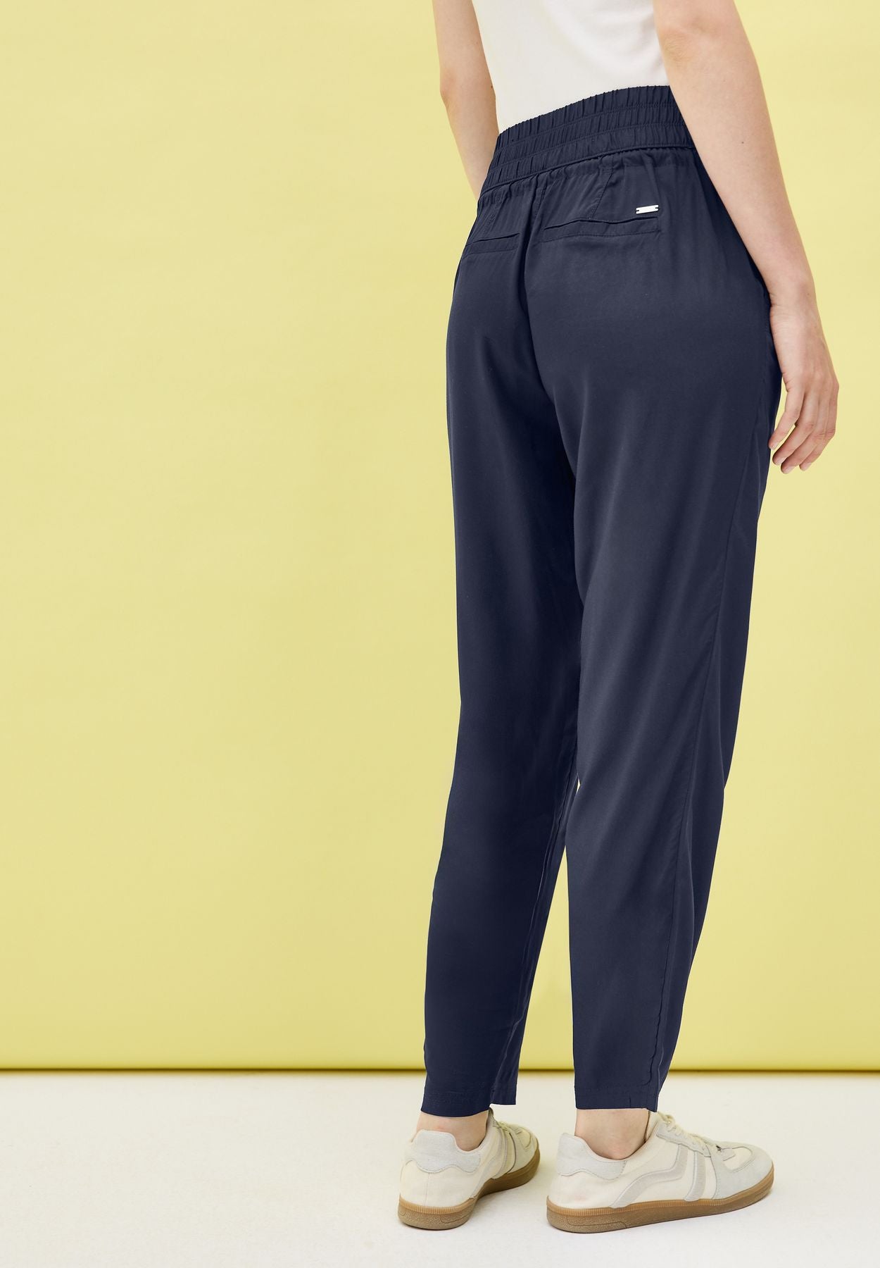 Loose Fit Hose