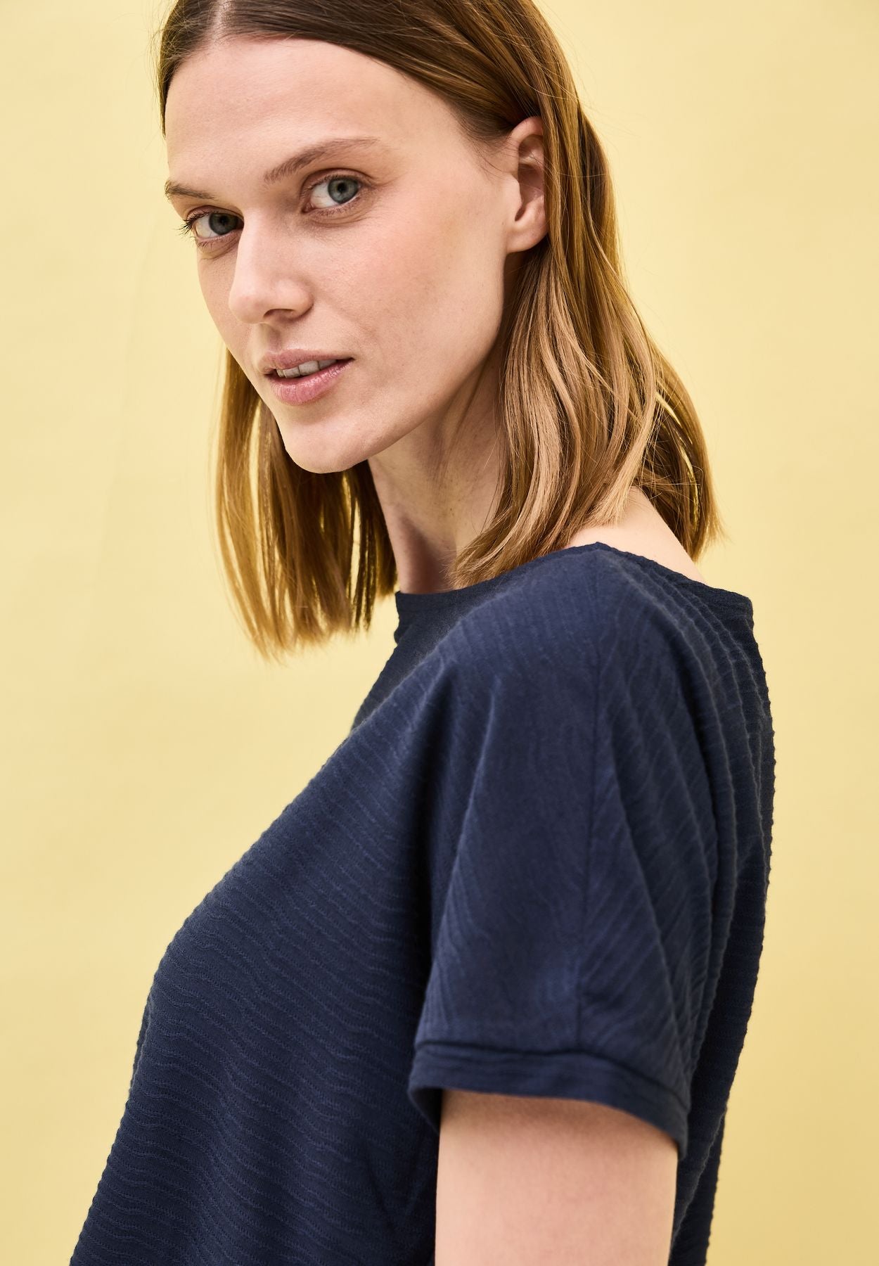 Struktushirt in Unifarbe