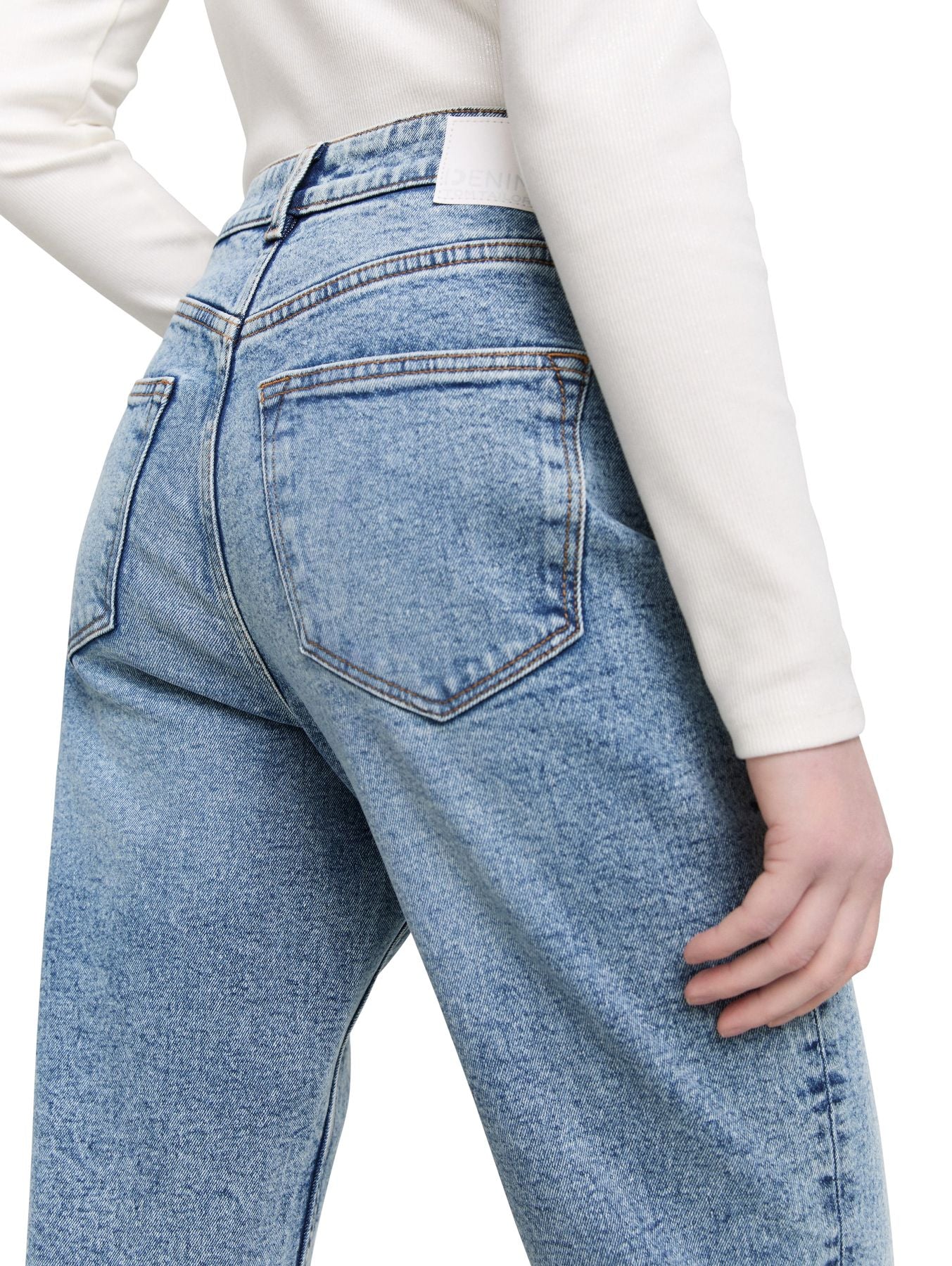 TTLINLEY MOM High Waist Ankle Jeans