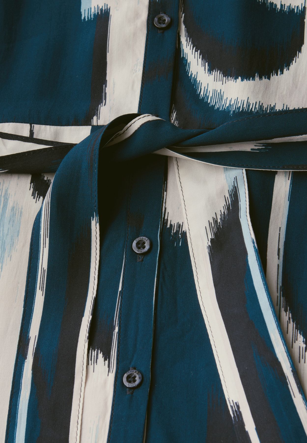 Blusenkleid mit Ikat Print