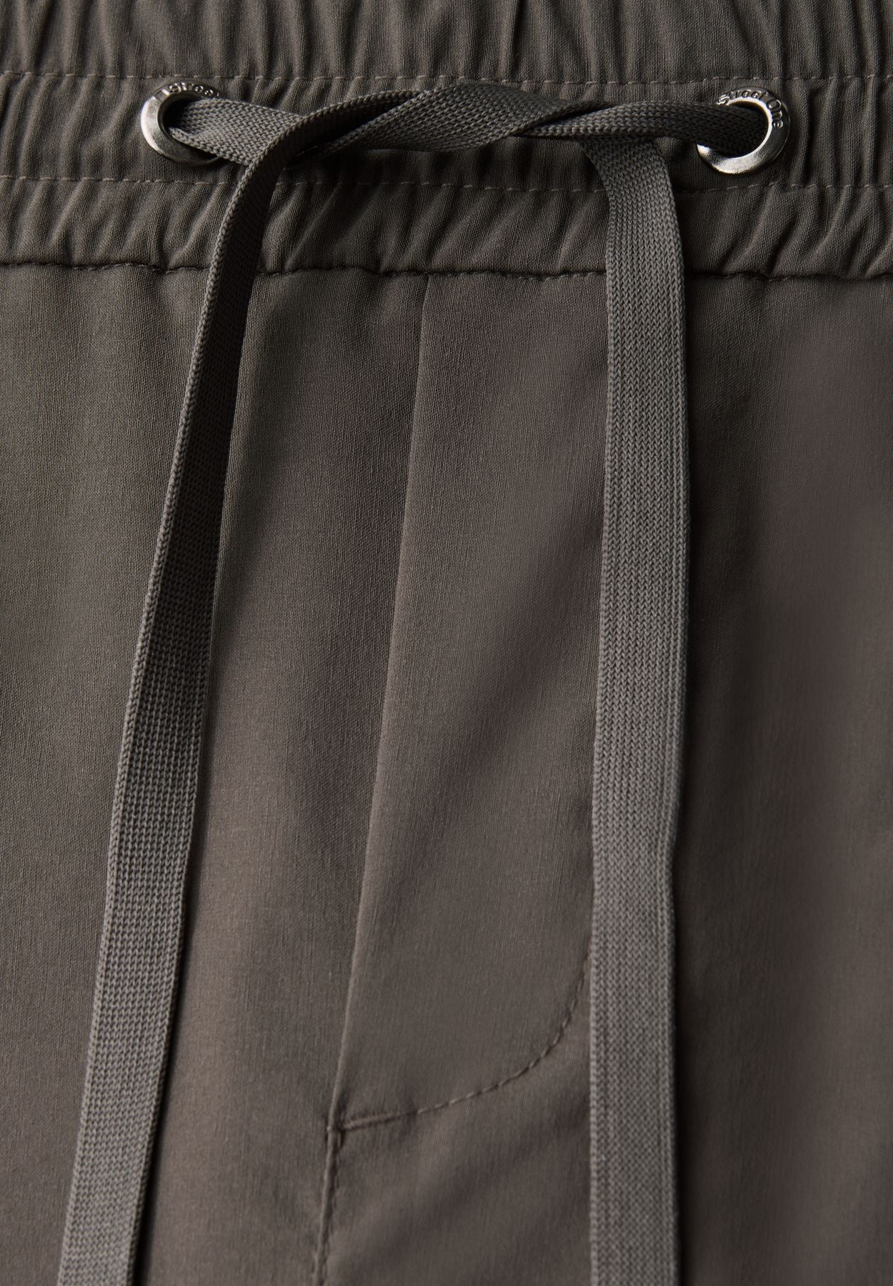 Casual Fit Hose mit Turn-Up