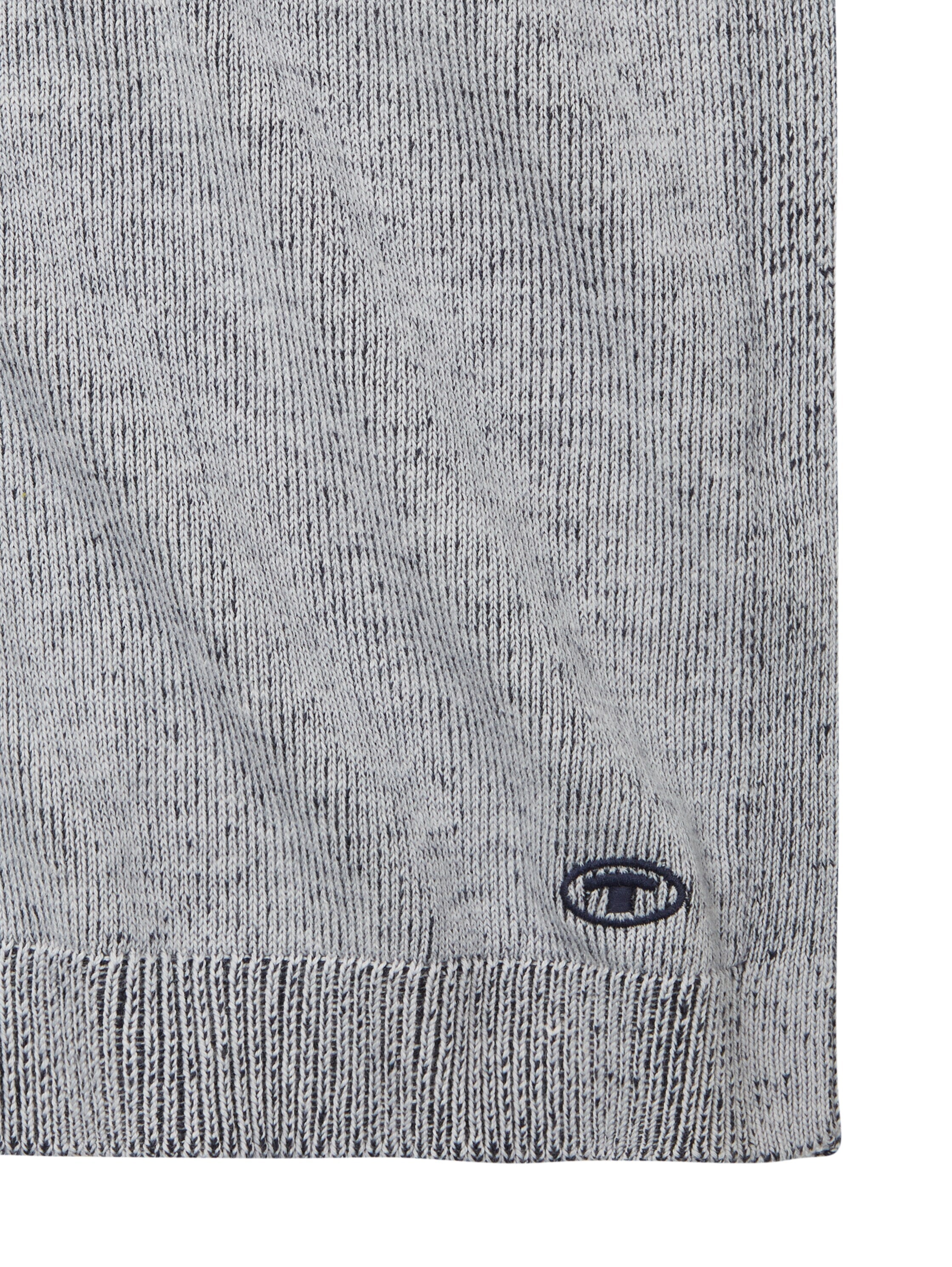 plated knitted scarf