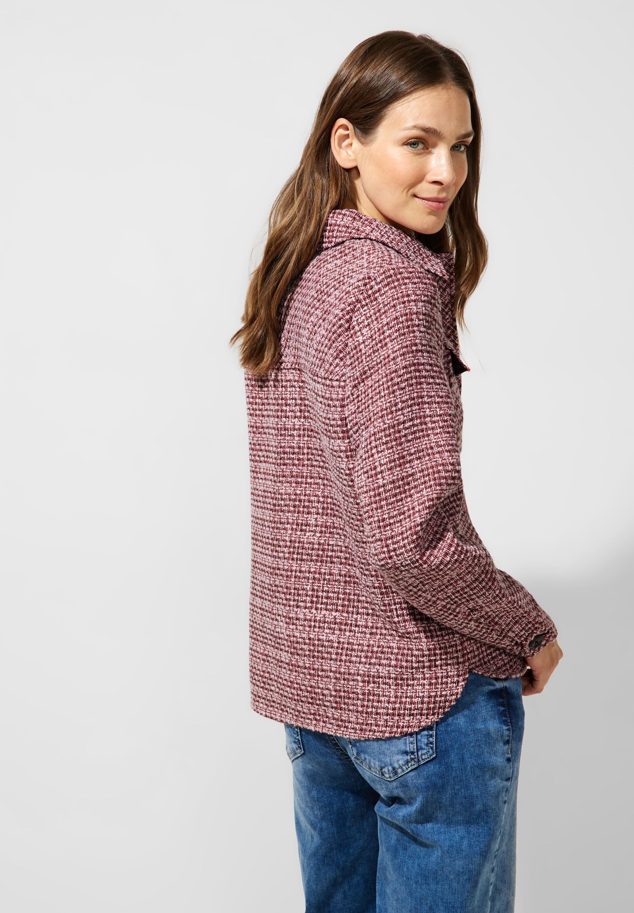 Kurzjacke in Bouclé