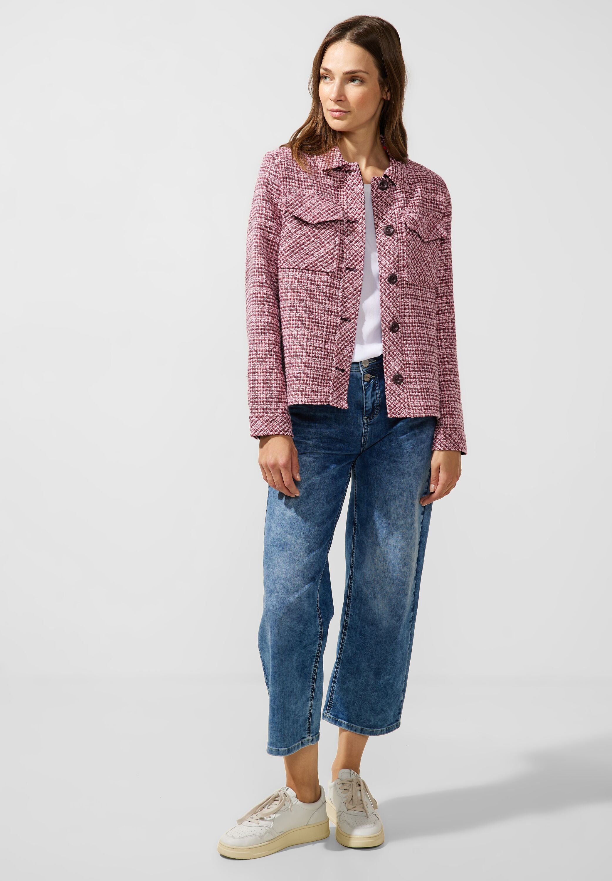 Kurzjacke in Bouclé