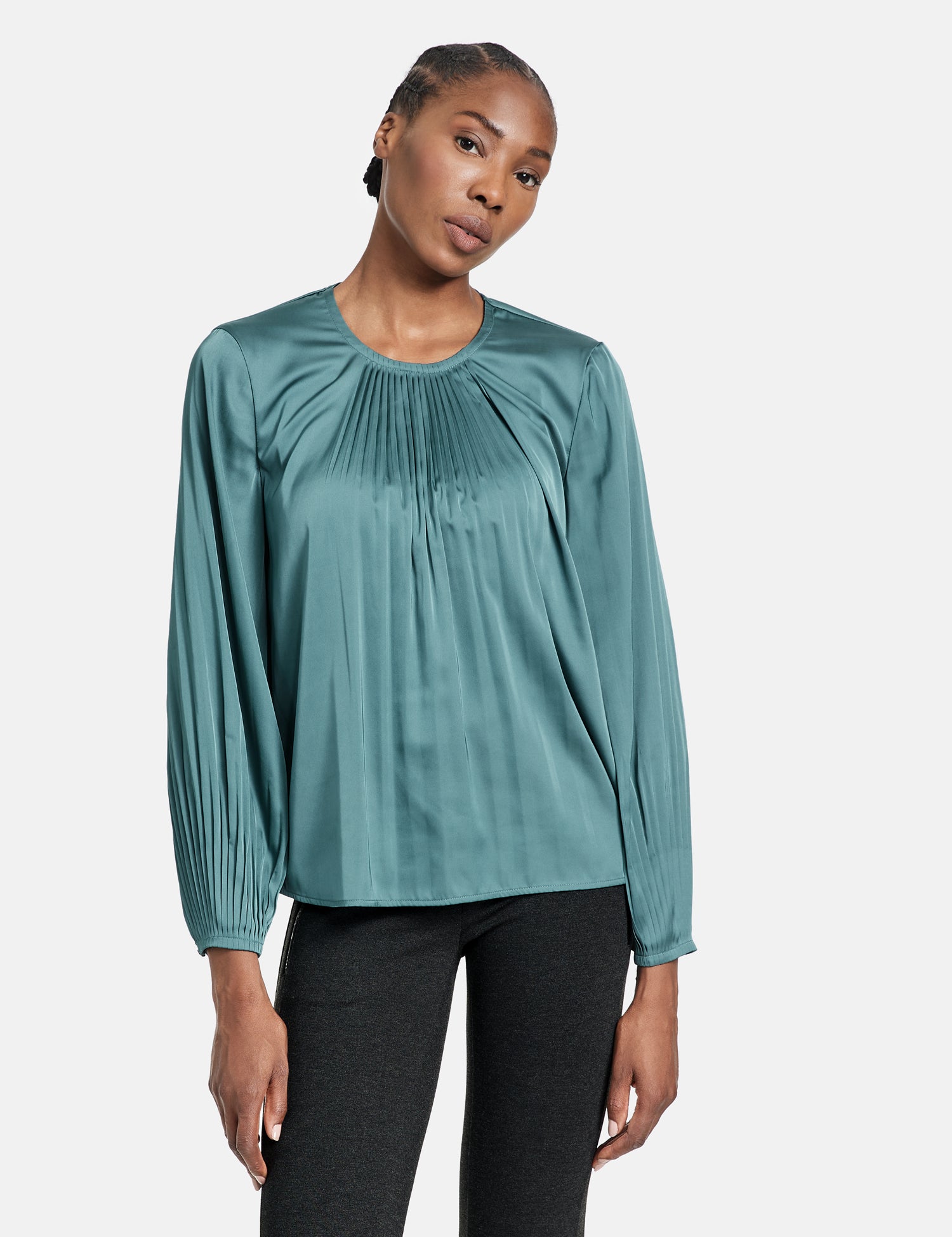 Fließende Plisseebluse