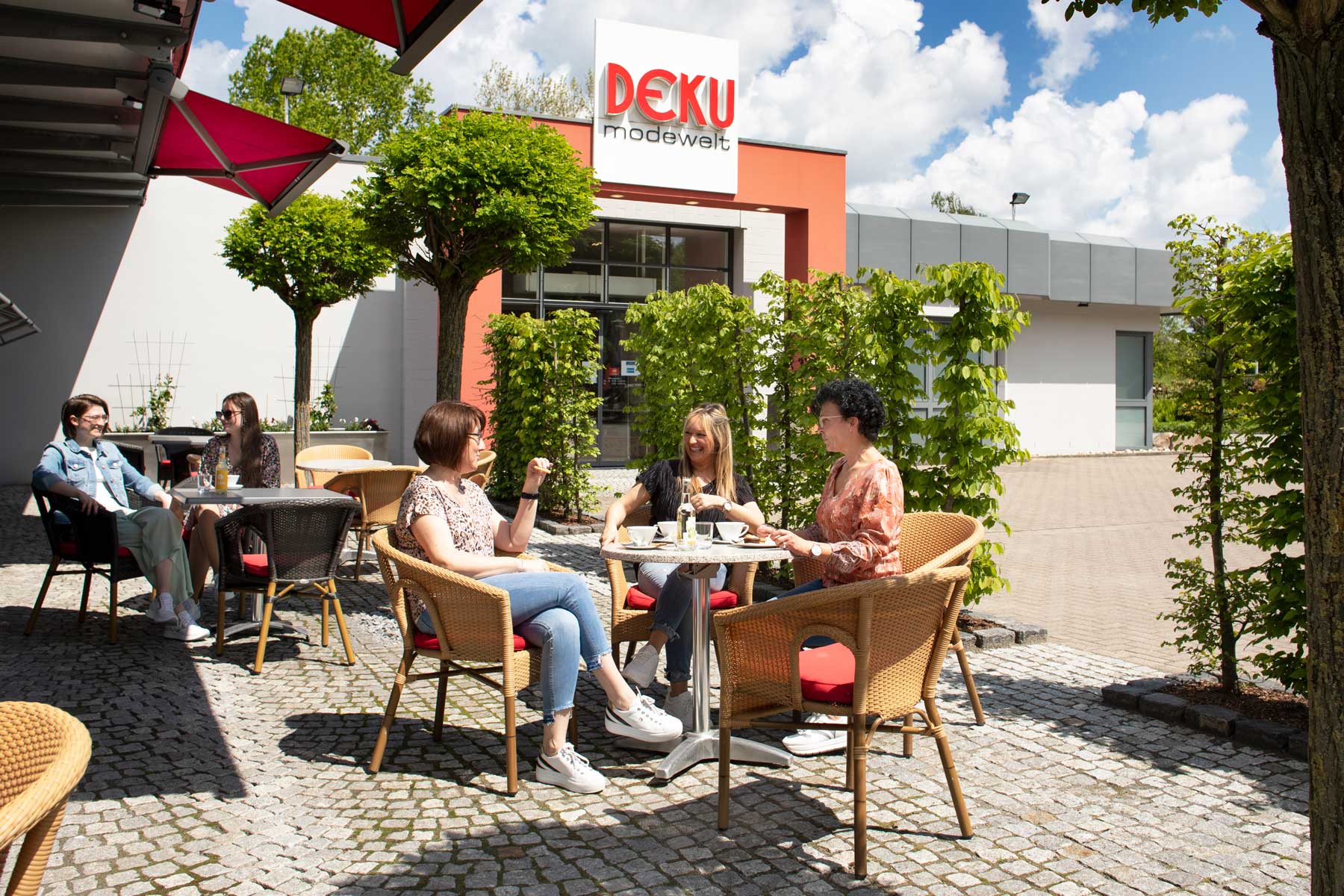 Ab sofort ist unser Café wieder geöffnet!