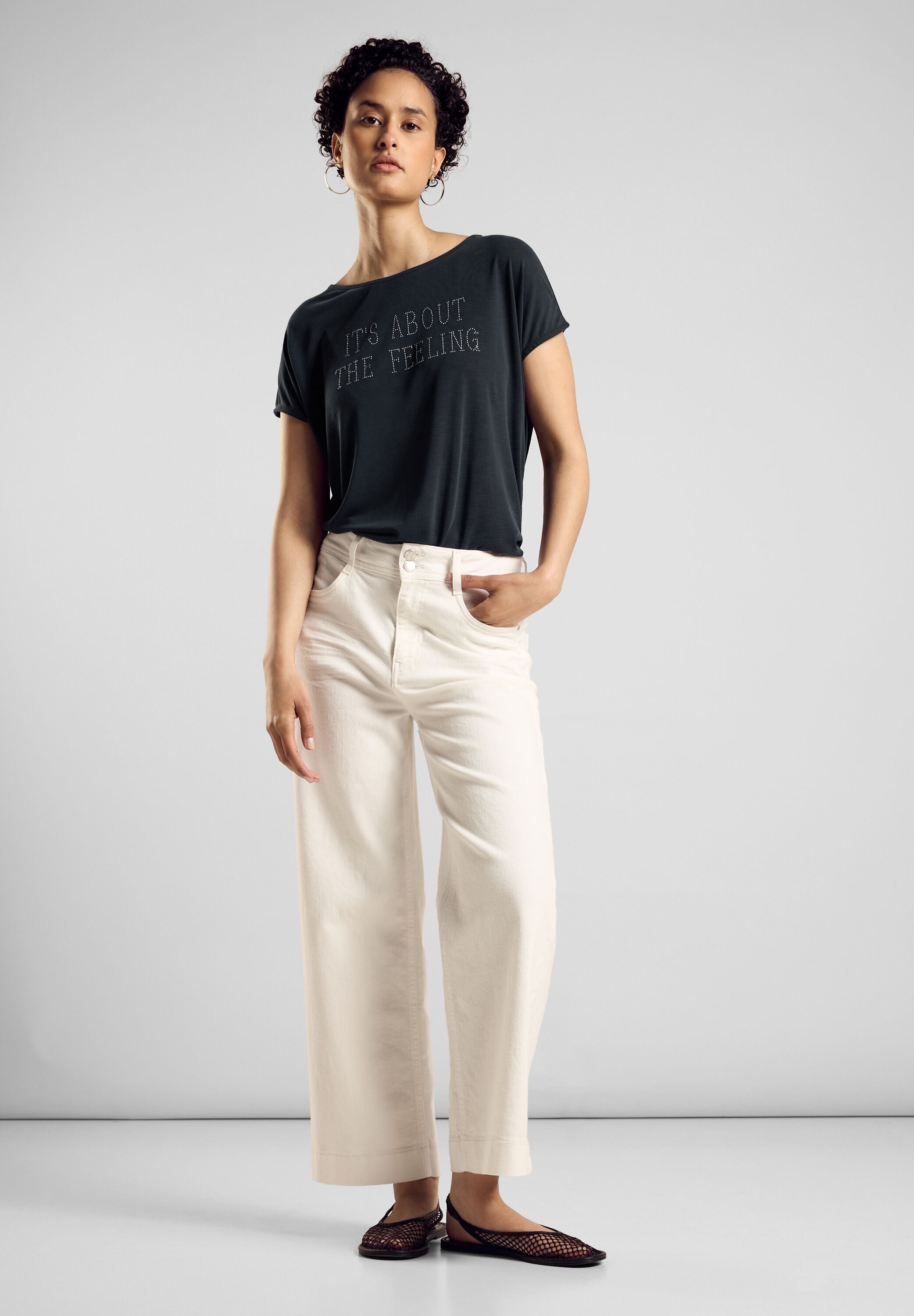 T-Shirt mit Schriftzug