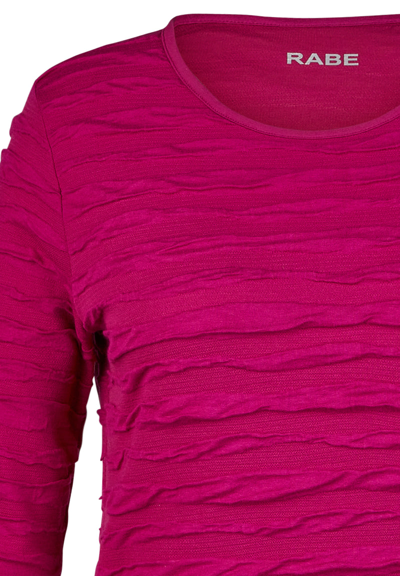 Tailliert geschnittene T-Shirt