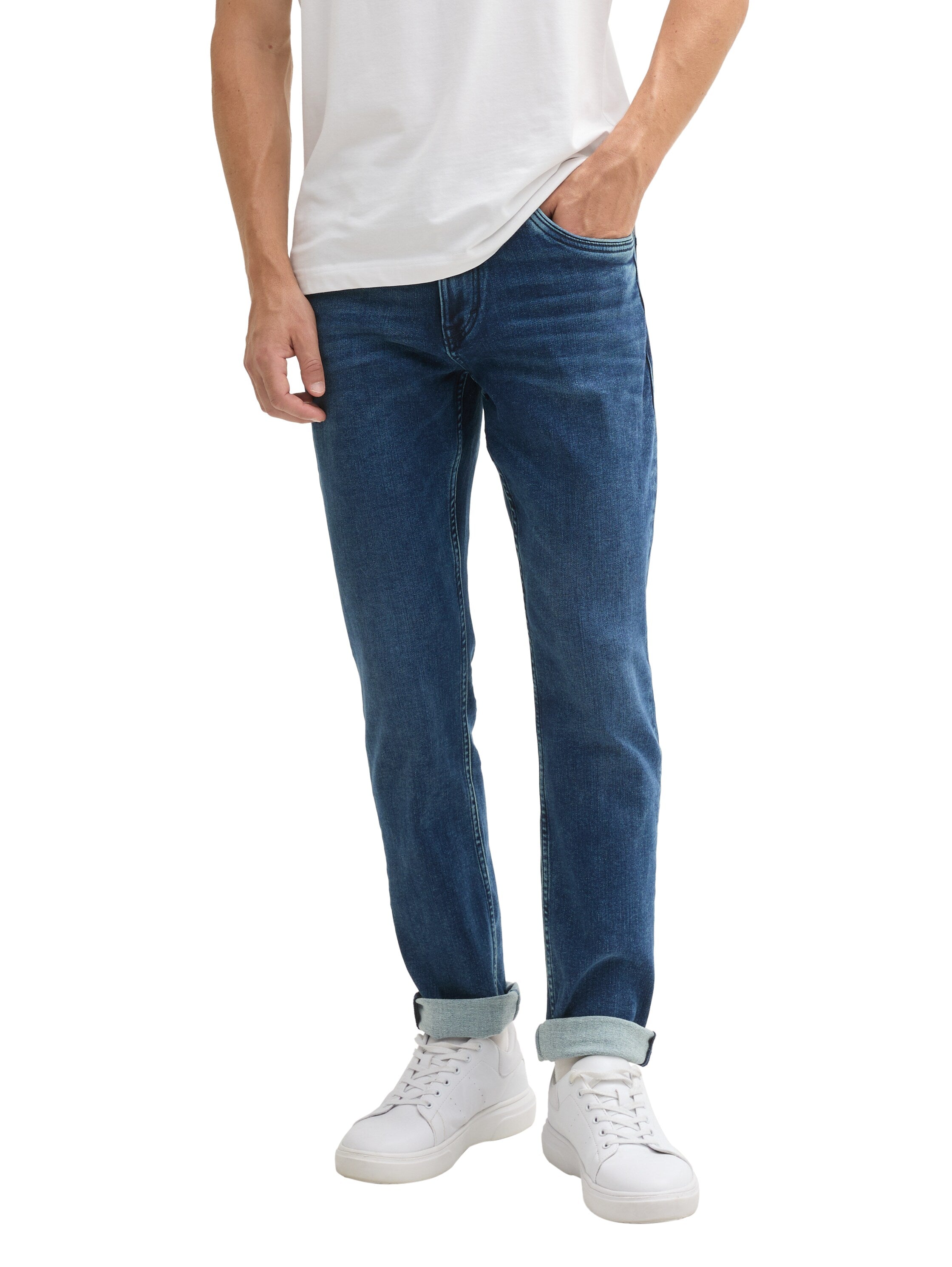 Josh Regular Slim Jeans