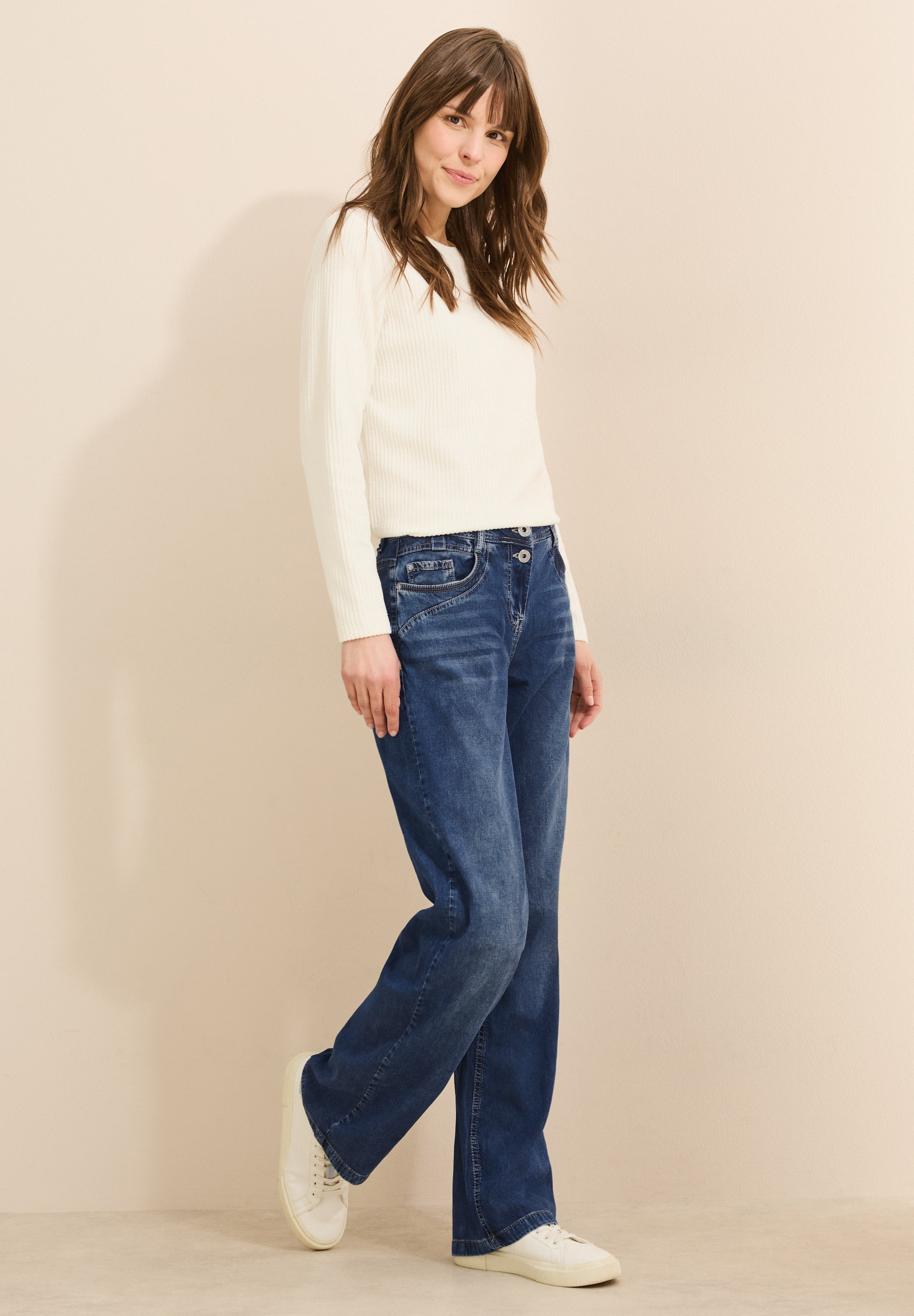 Wide Leg Jeans