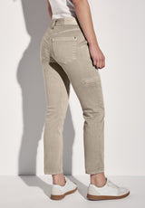 Jeans im Cargo-Look
