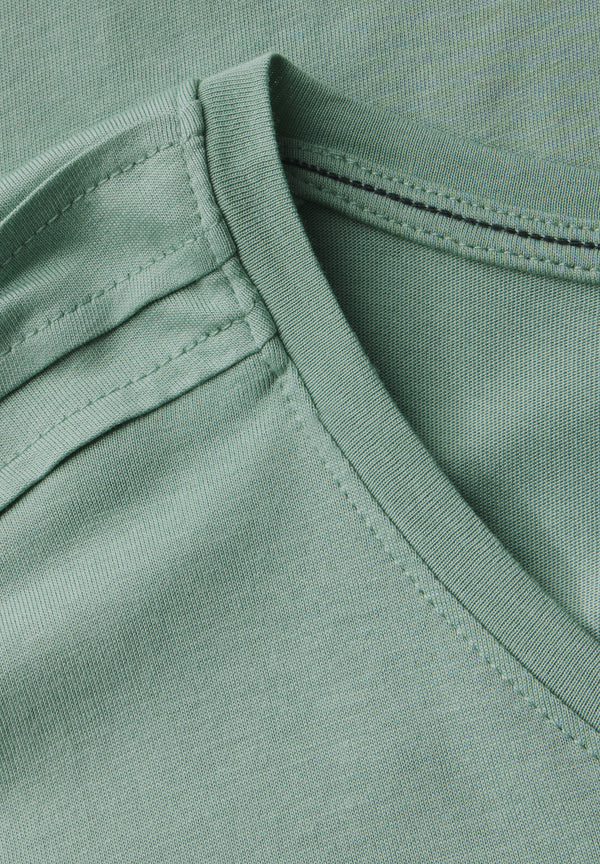 Shirt in Unifarbe