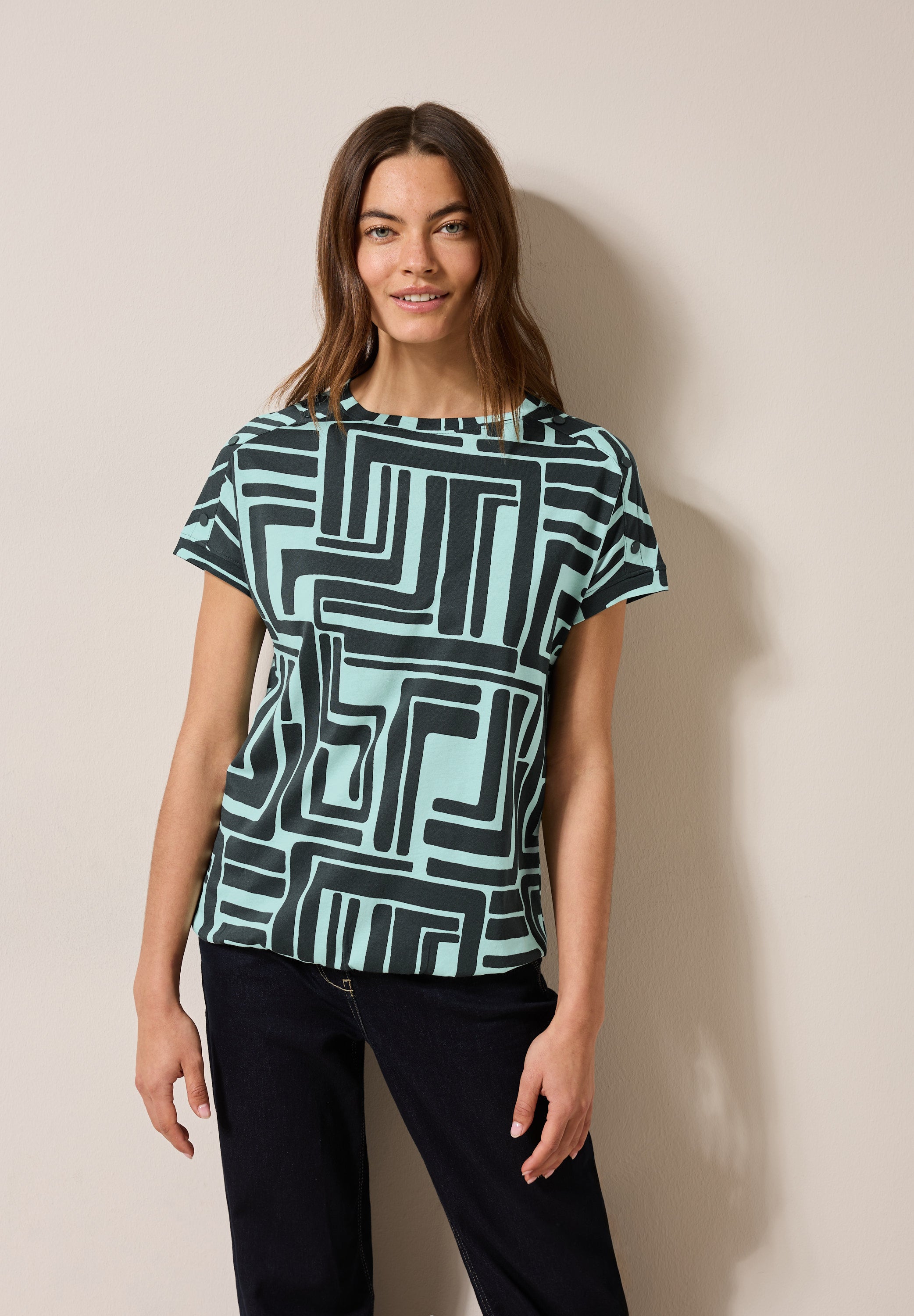 Print-Shirt mit Knopfdetail