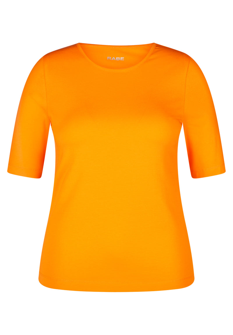 Basic T-Shirt