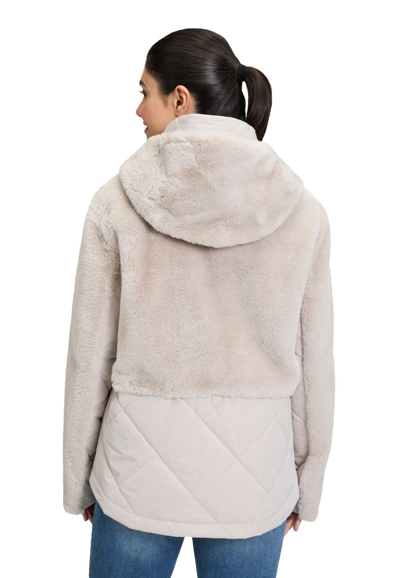 Plüschjacke