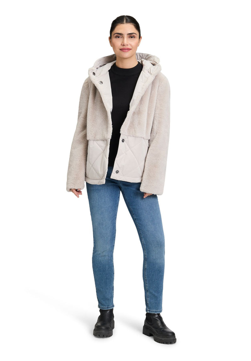 Plüschjacke
