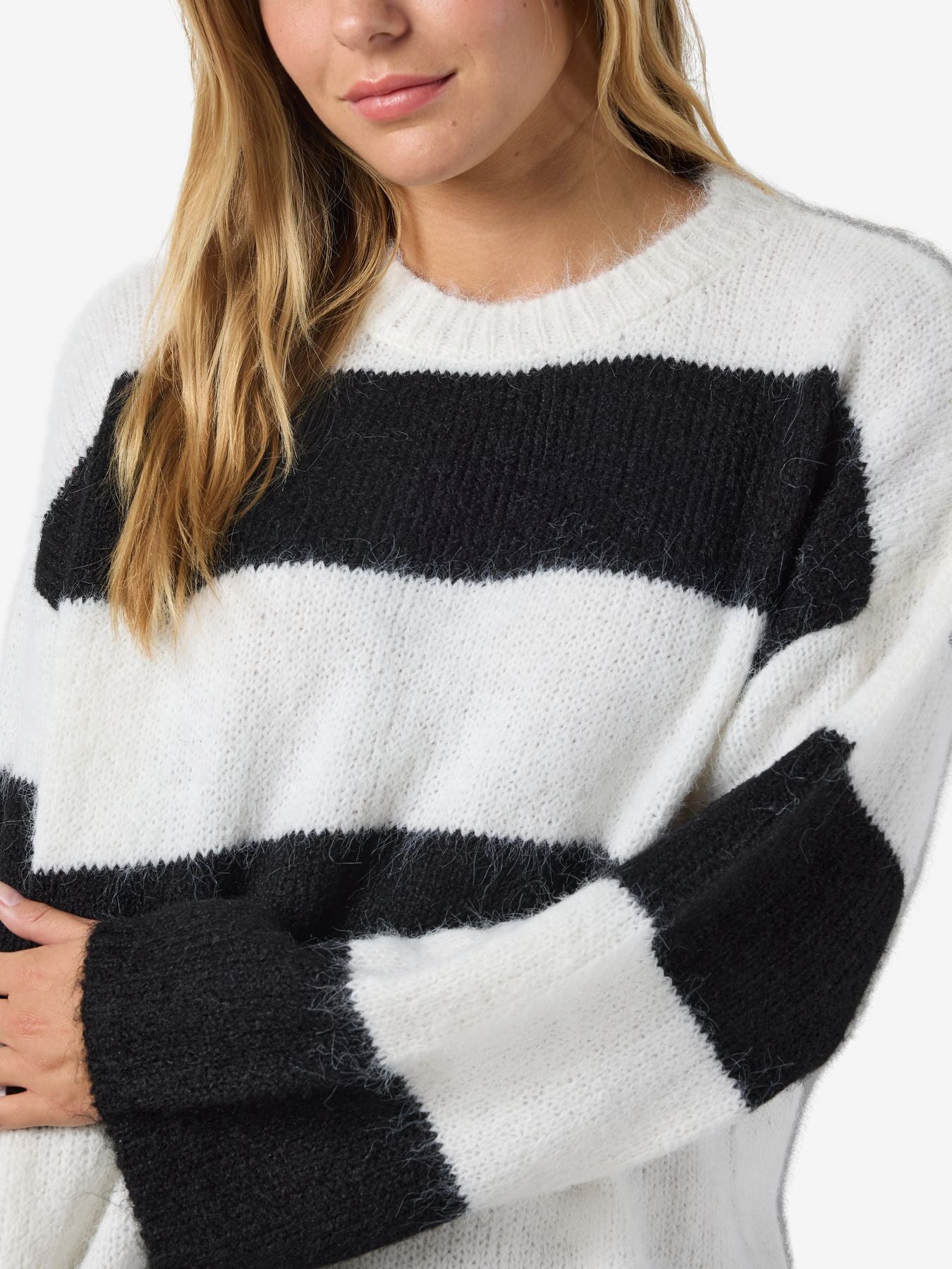 NMSUTTON L/S OVERSIZED KNIT FWD NOOS
