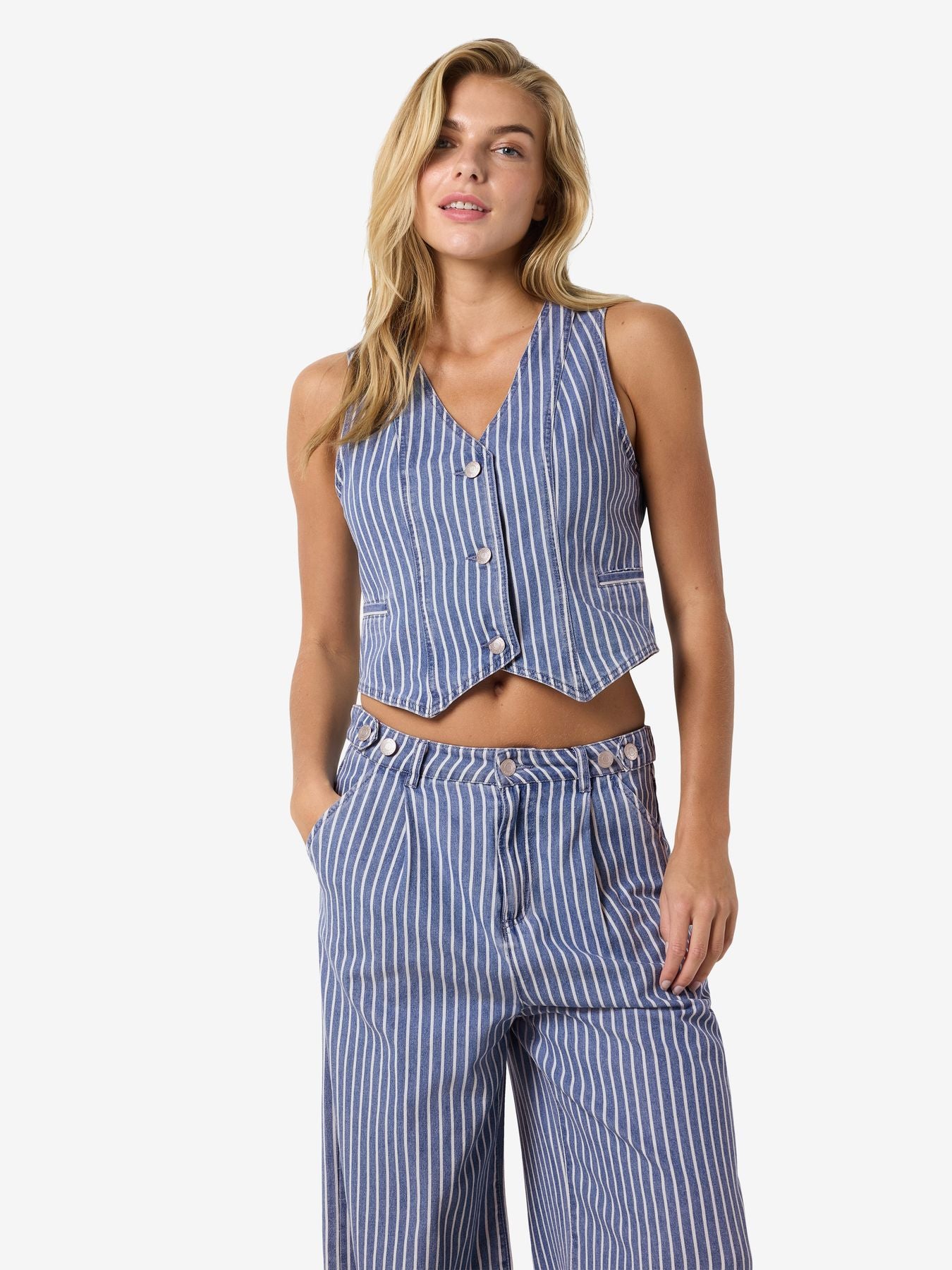 NMHERA S/L SLIM PINSTRIPED VEST BS008MB