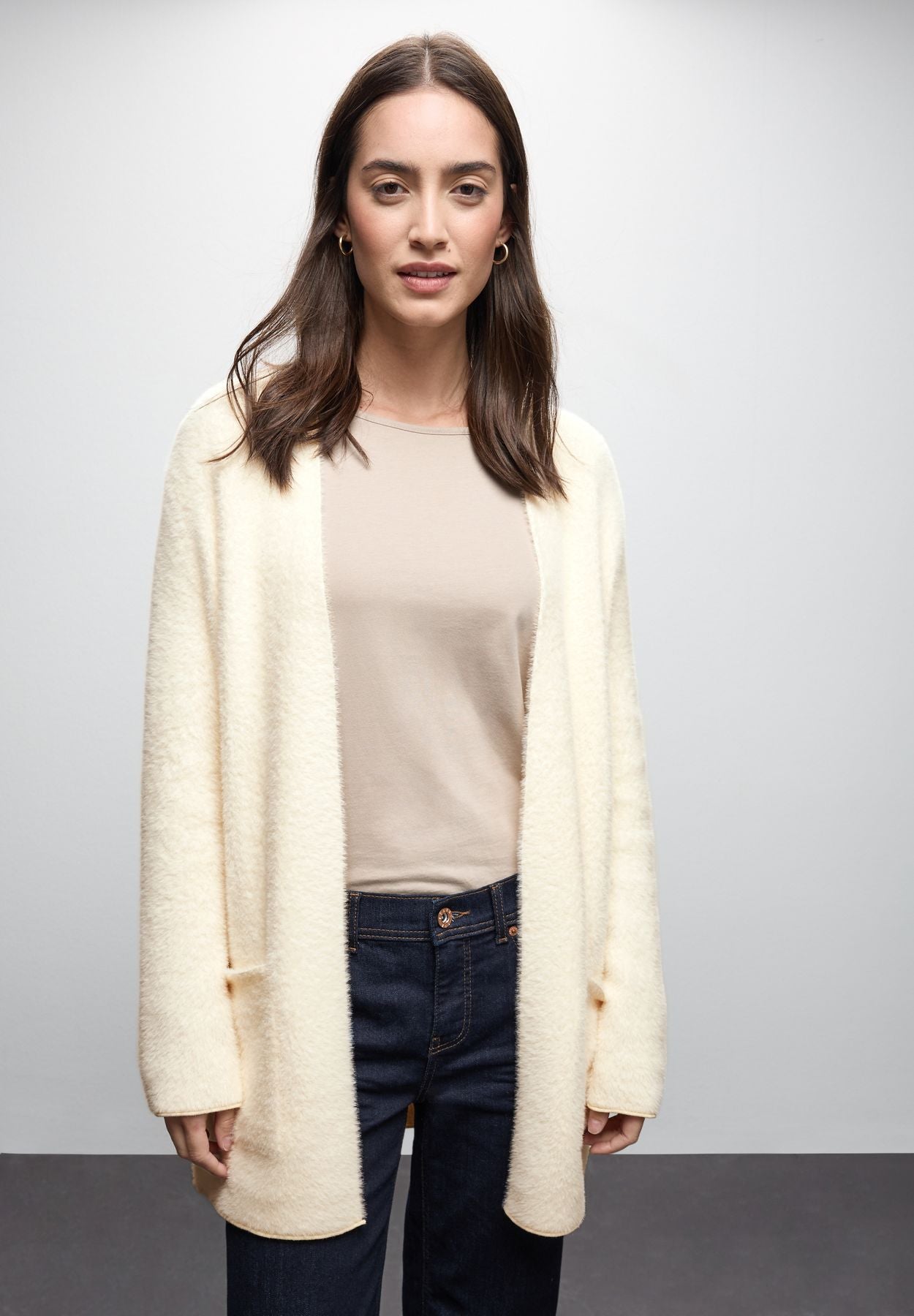 Langer Federgarn Cardigan