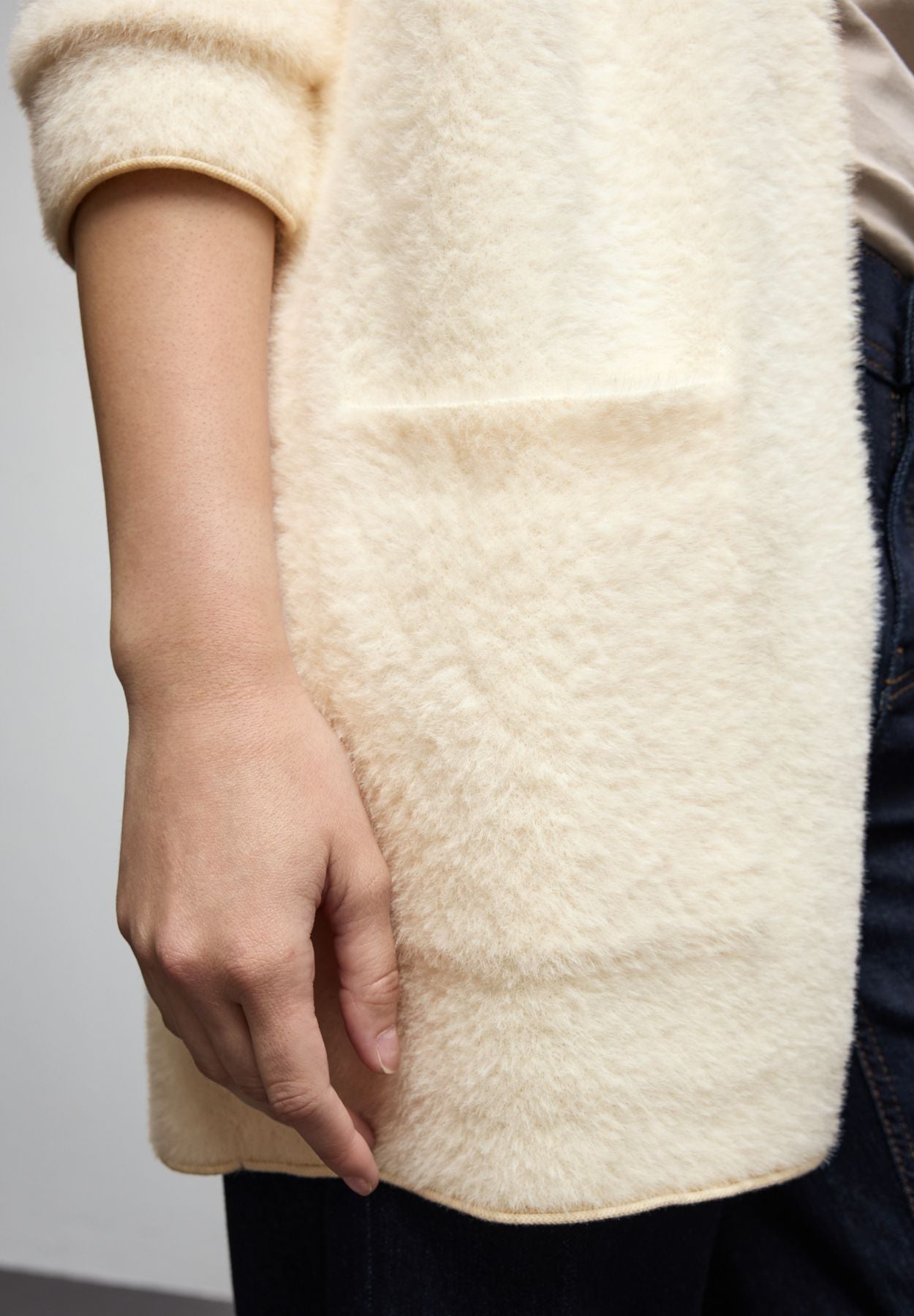 Langer Federgarn Cardigan