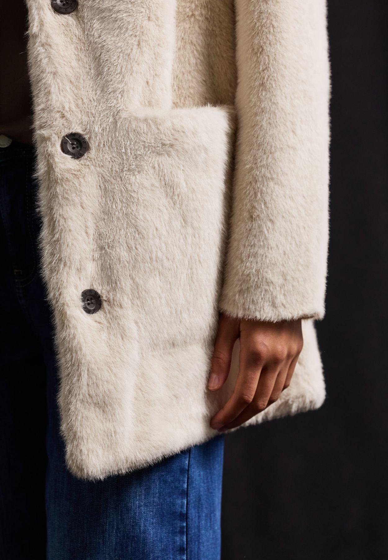 Fake Fur Mantel