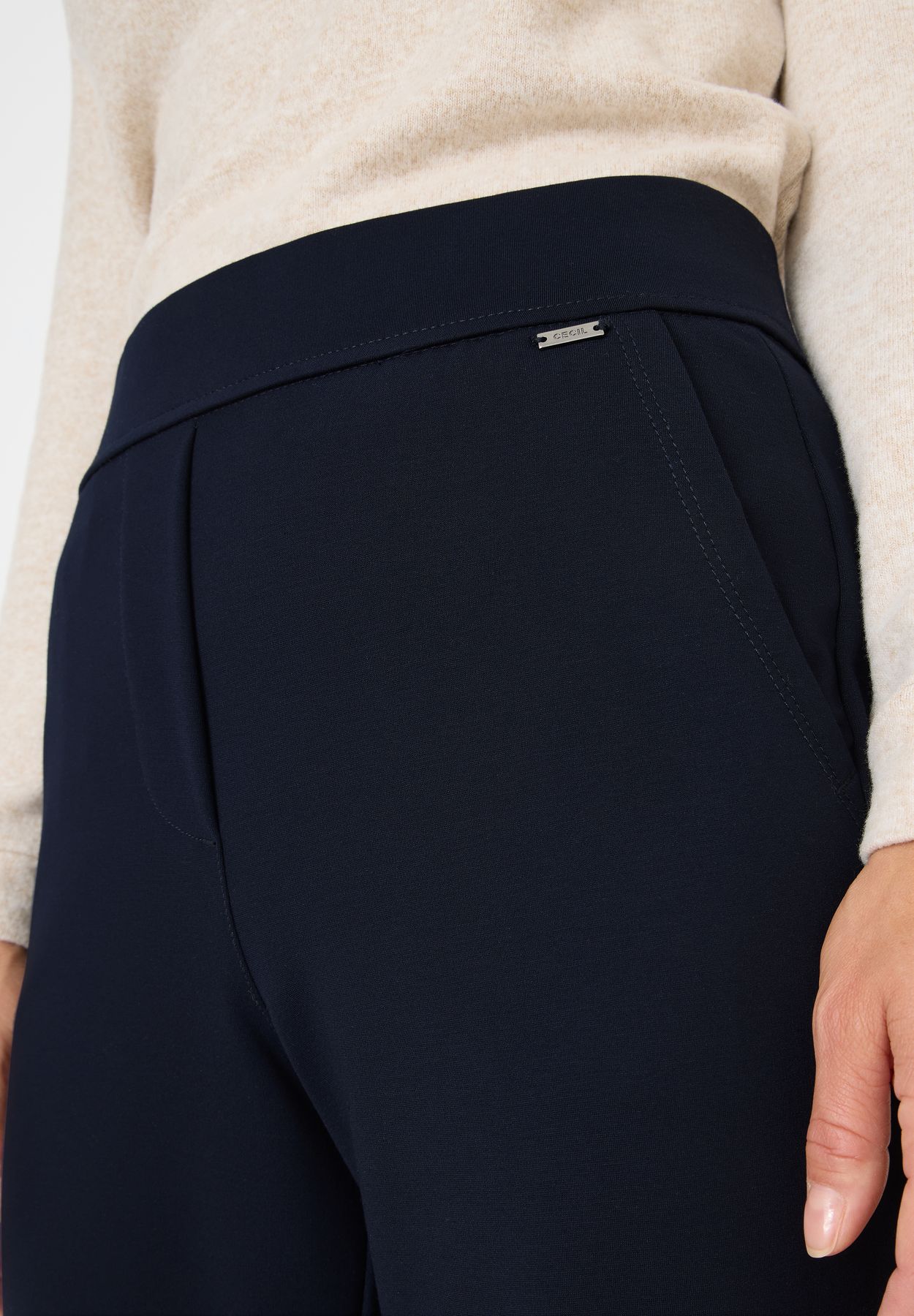 Straight Leg Hose
