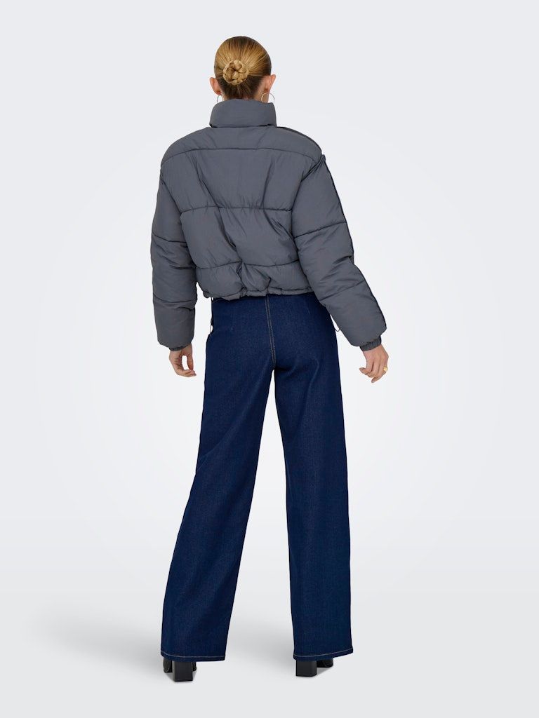 ONLELLIE SHORT PUFFER CC OTW