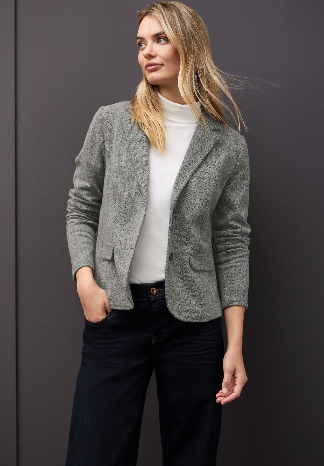 Basic Blazer