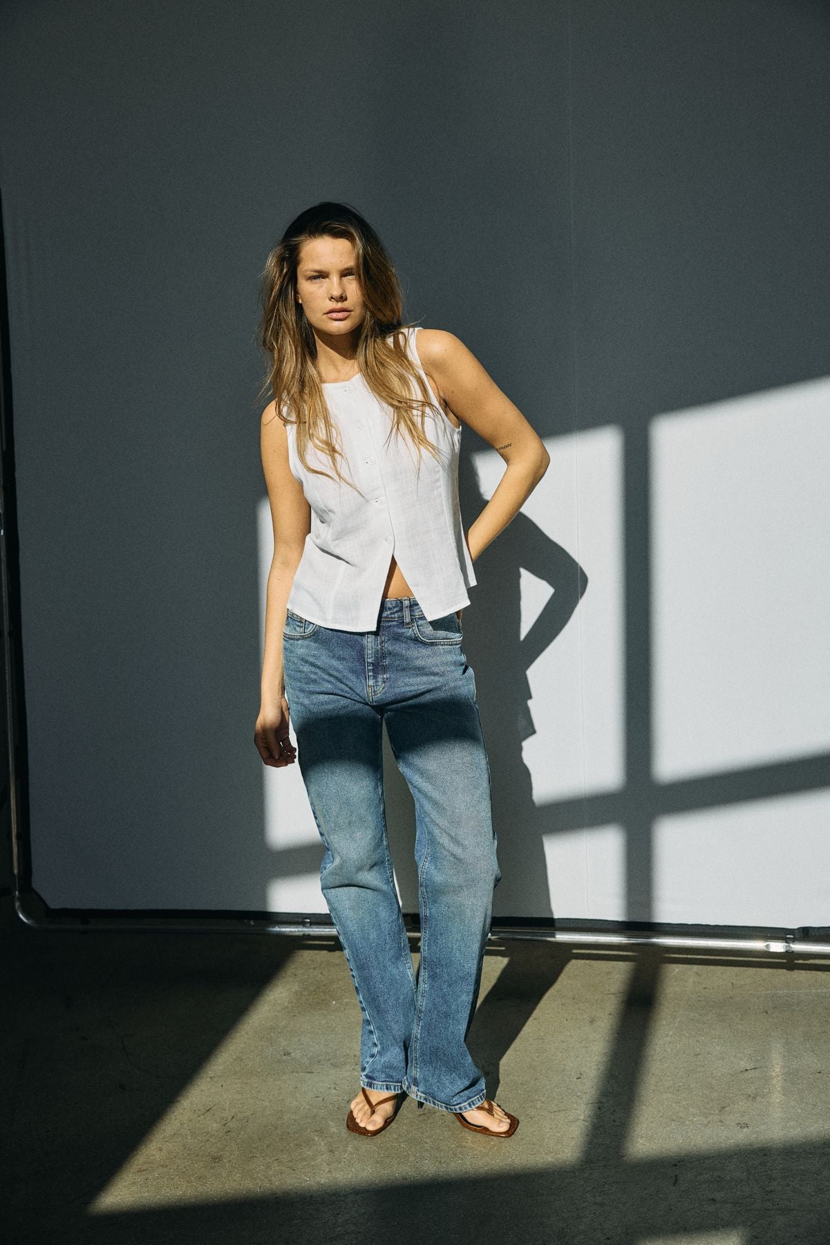 NMMONICA HW STRAIGHT JEAN AZ221DB NOOS