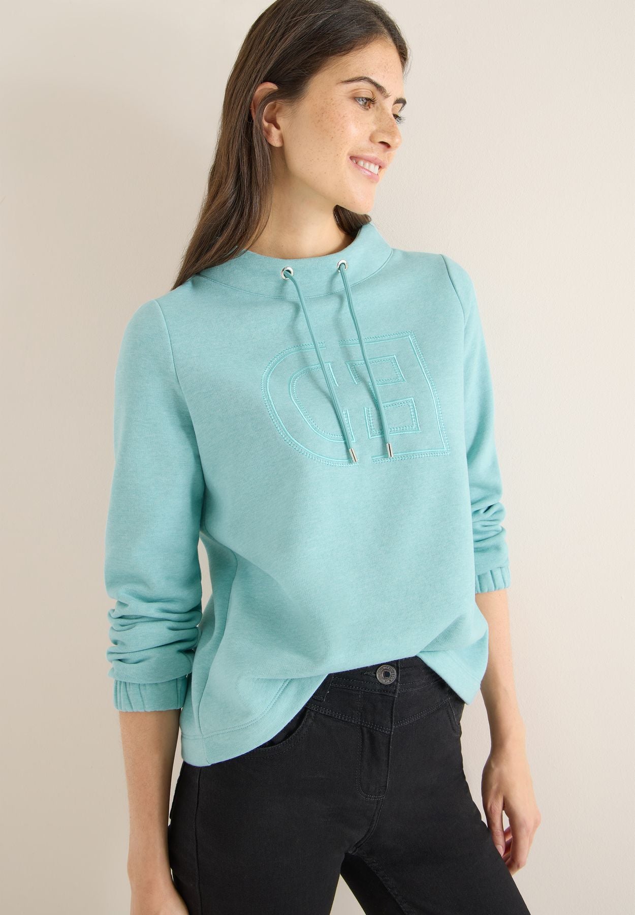 Funnelneck Sweatshirt