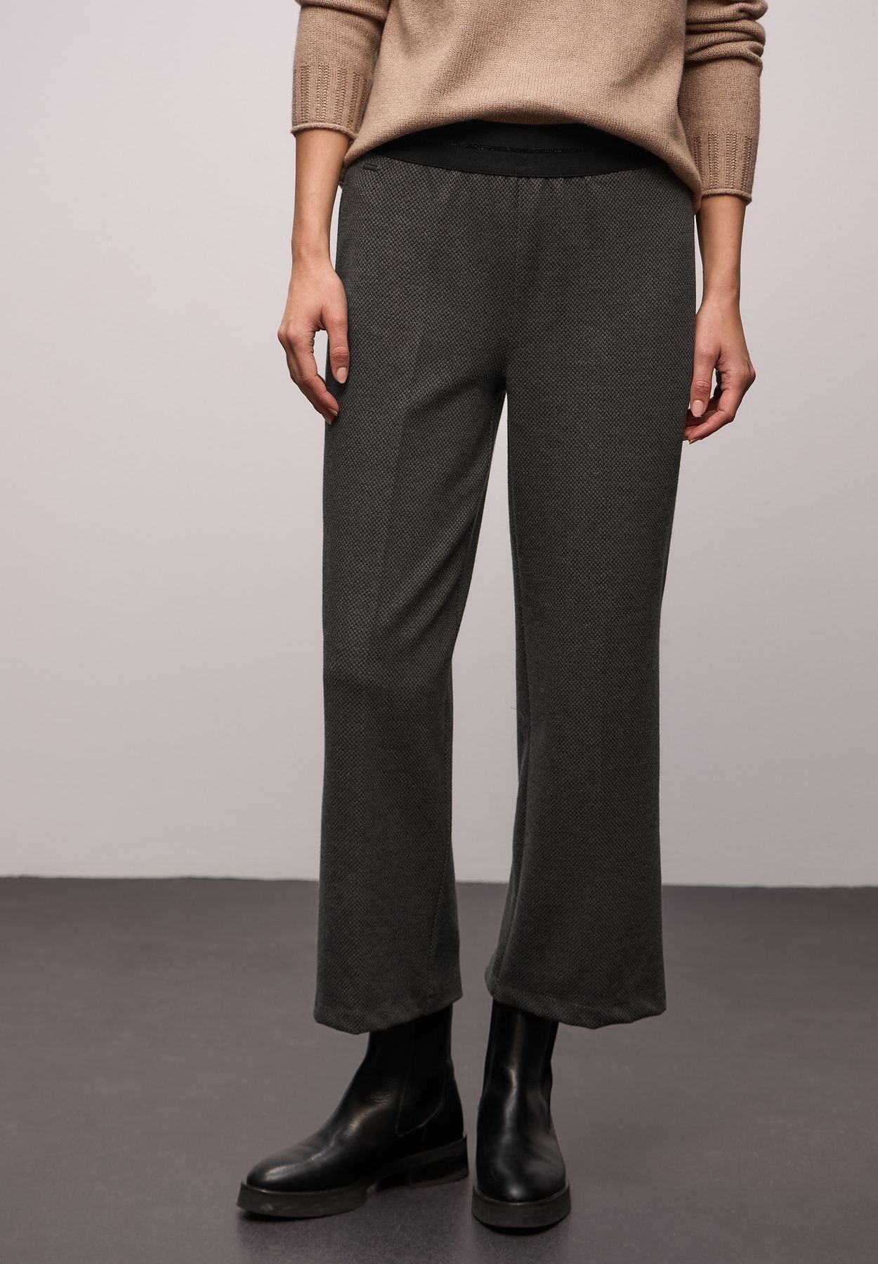Wide Leg Herringbone  Hose