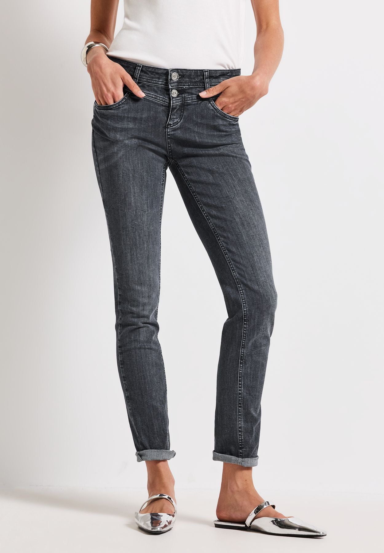 Casual Fit Jeans