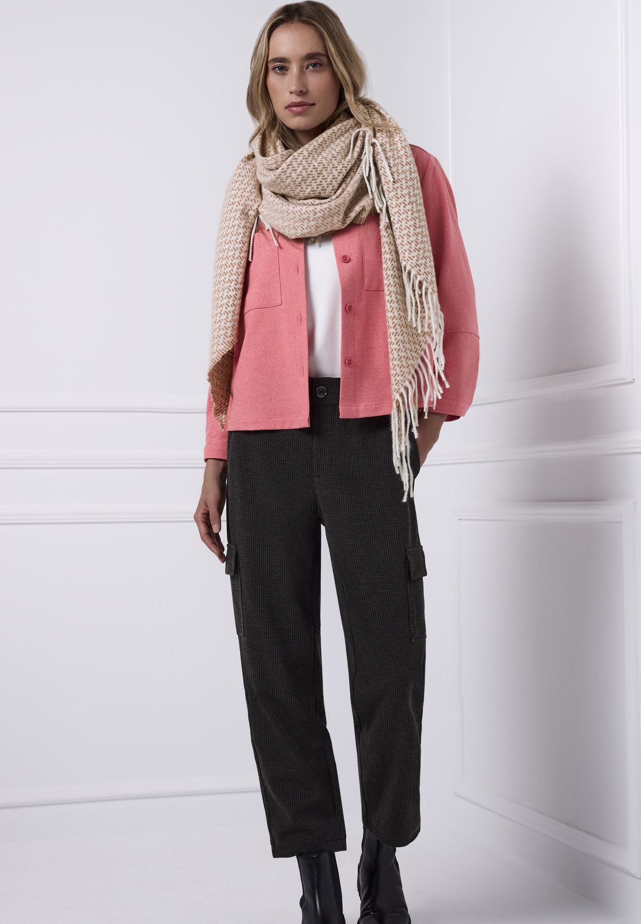 Gemustertes Dreieckstuch